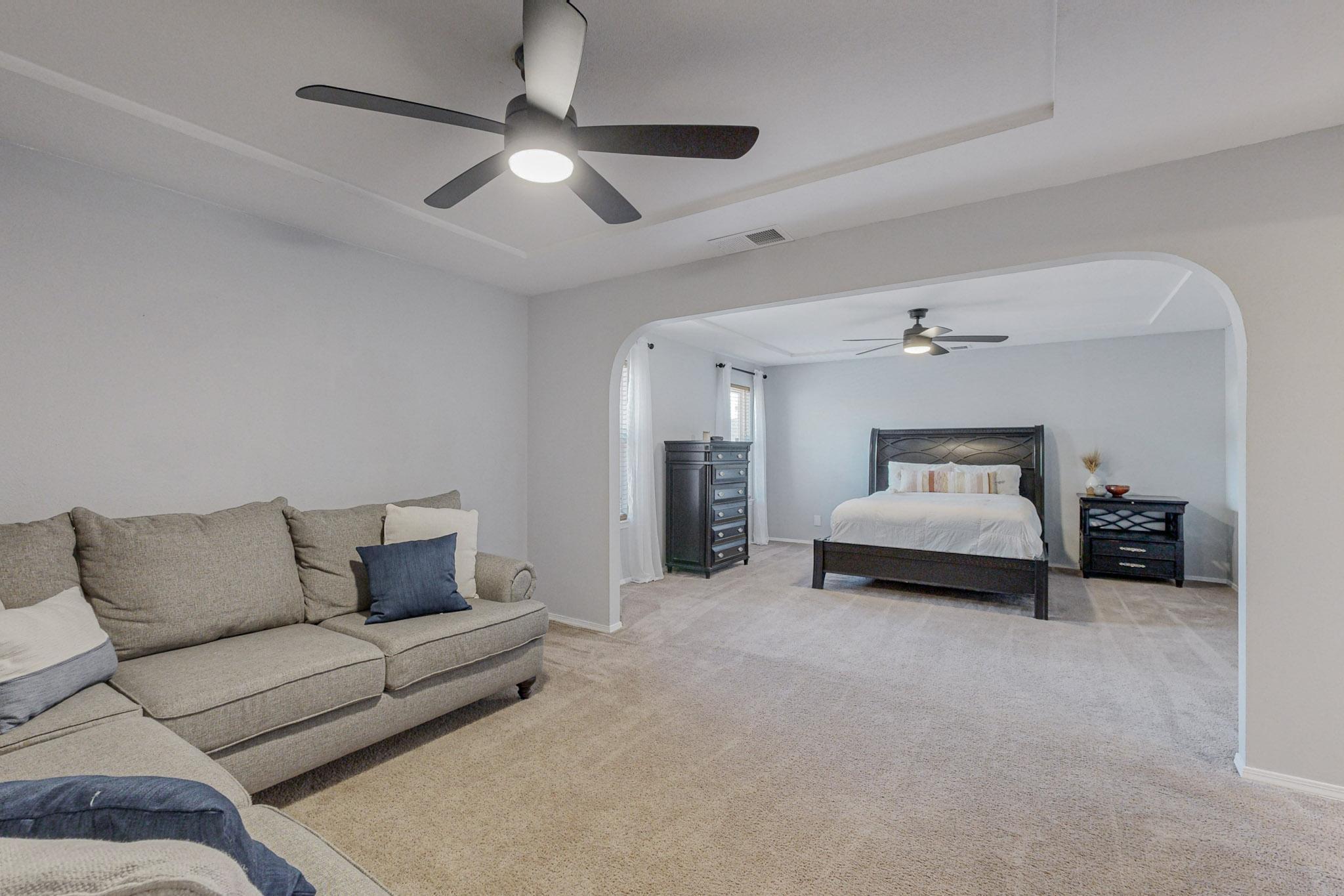 5600 Sweetwater Drive NW