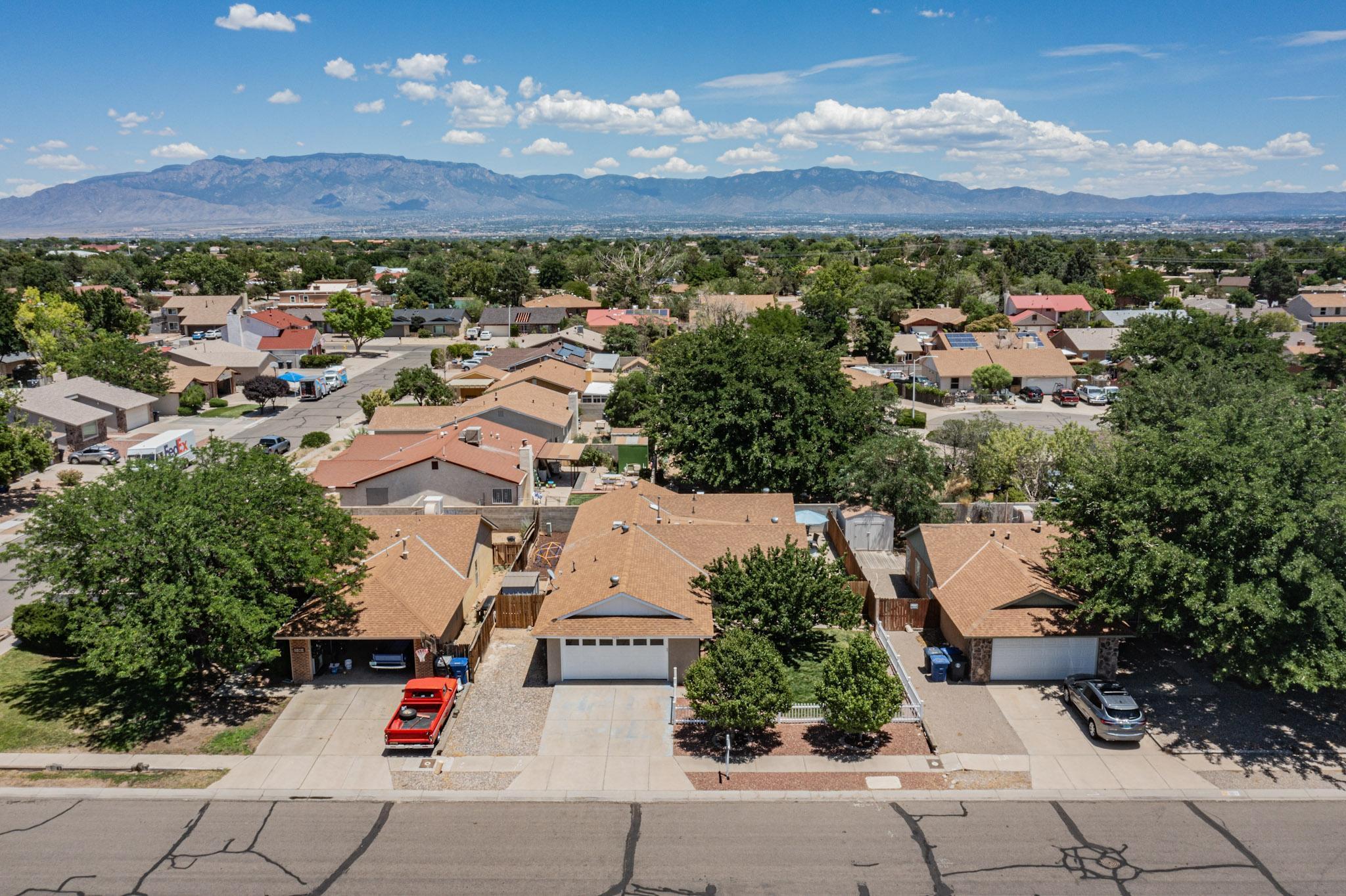 5600 Sweetwater Drive NW