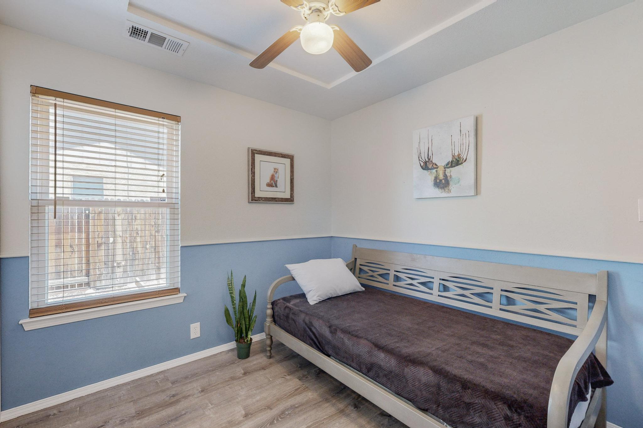 5600 Sweetwater Drive NW