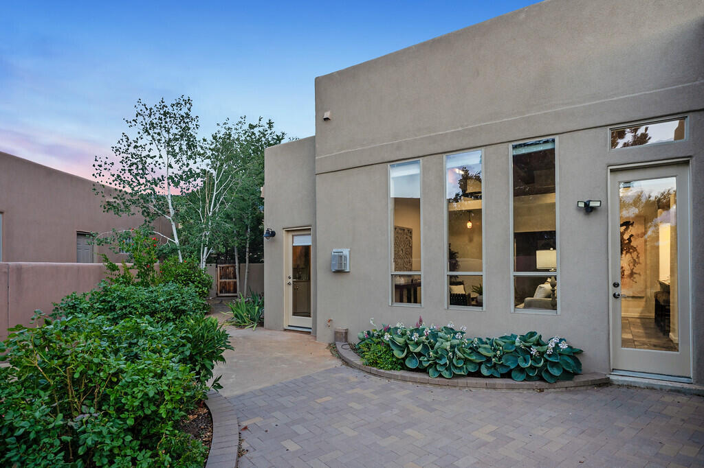 12909 Chitalpa Place NE