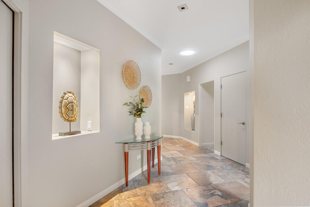 12909 Chitalpa Place NE