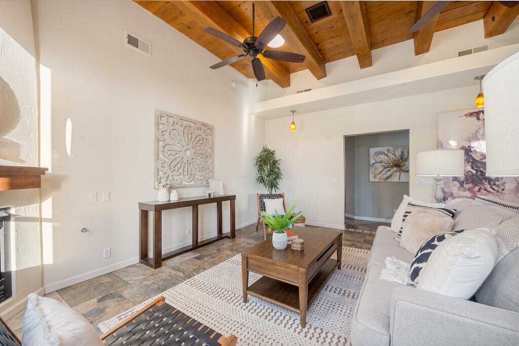 12909 Chitalpa Place NE