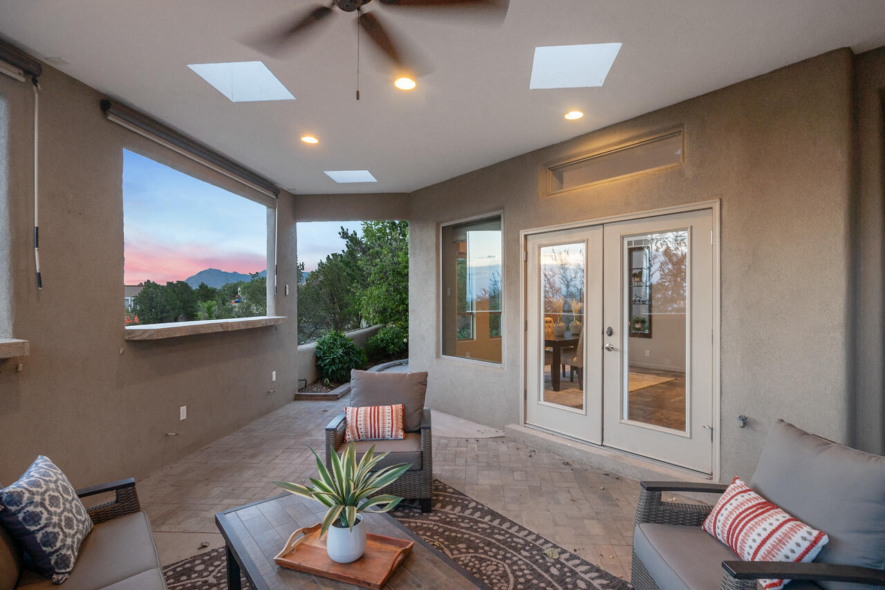 12909 Chitalpa Place NE