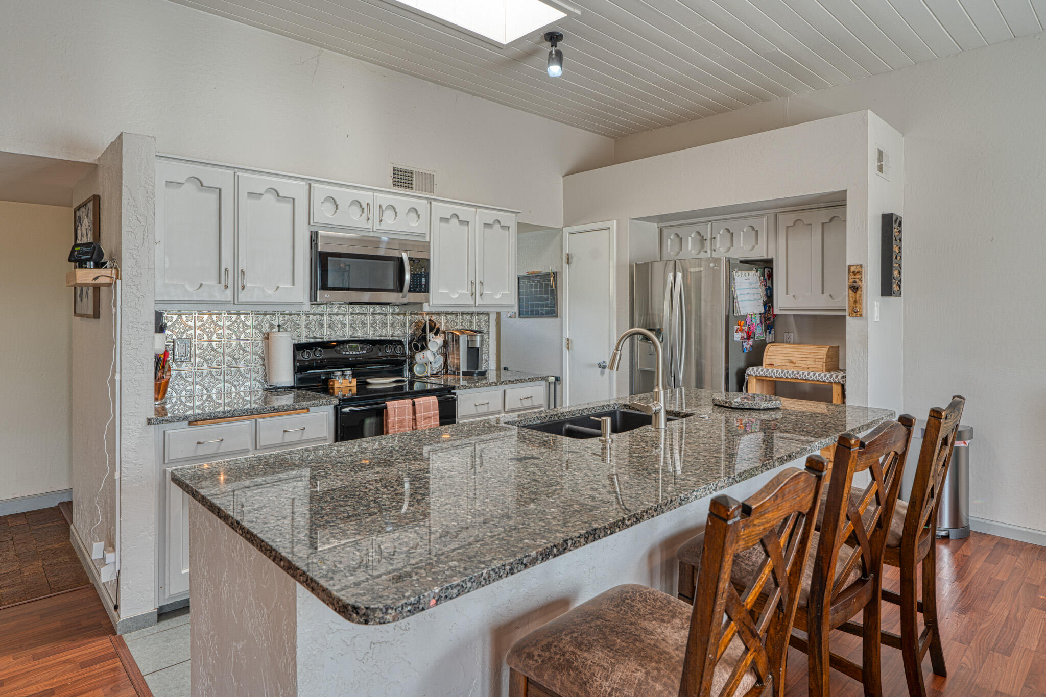 1822 Tramway Terrace Loop NE