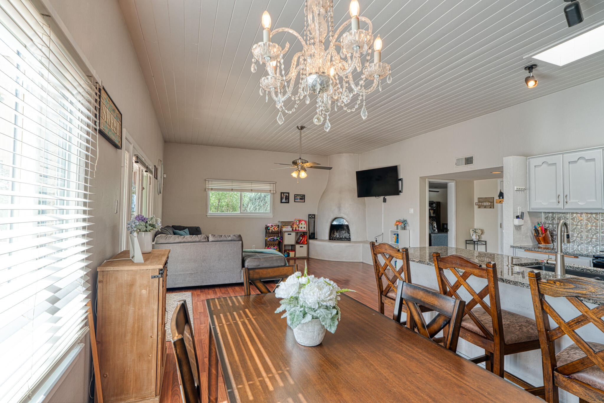 1822 Tramway Terrace Loop NE