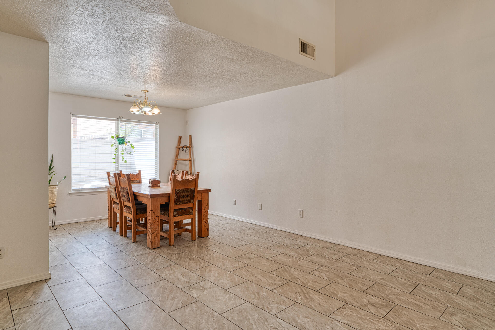 509 EL SHADDAI Street NW