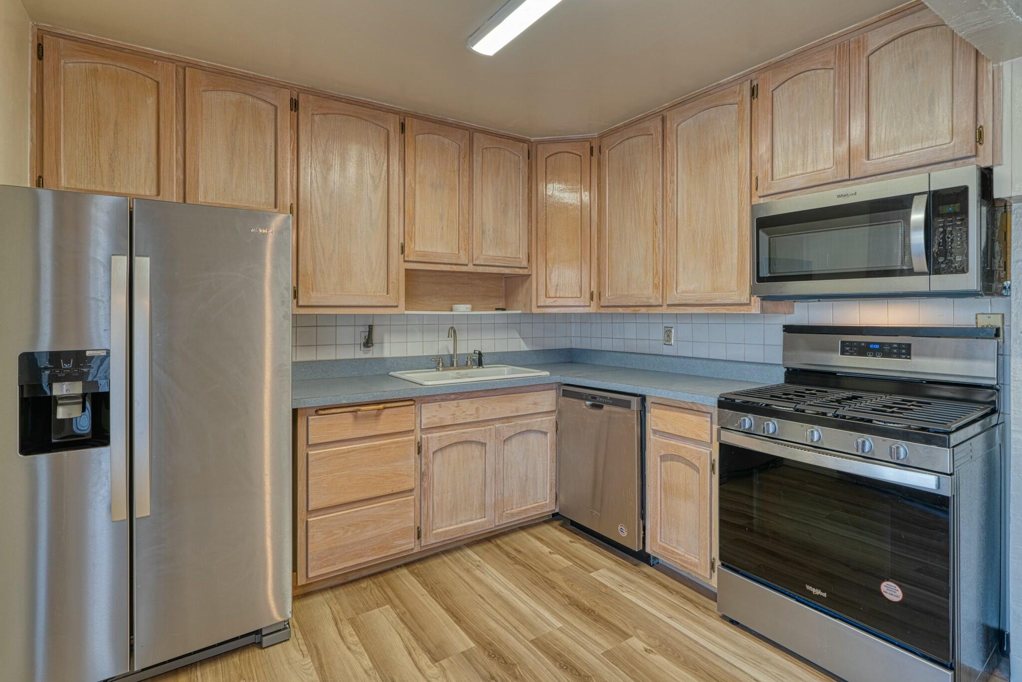 3807 ALTA MONTE Avenue