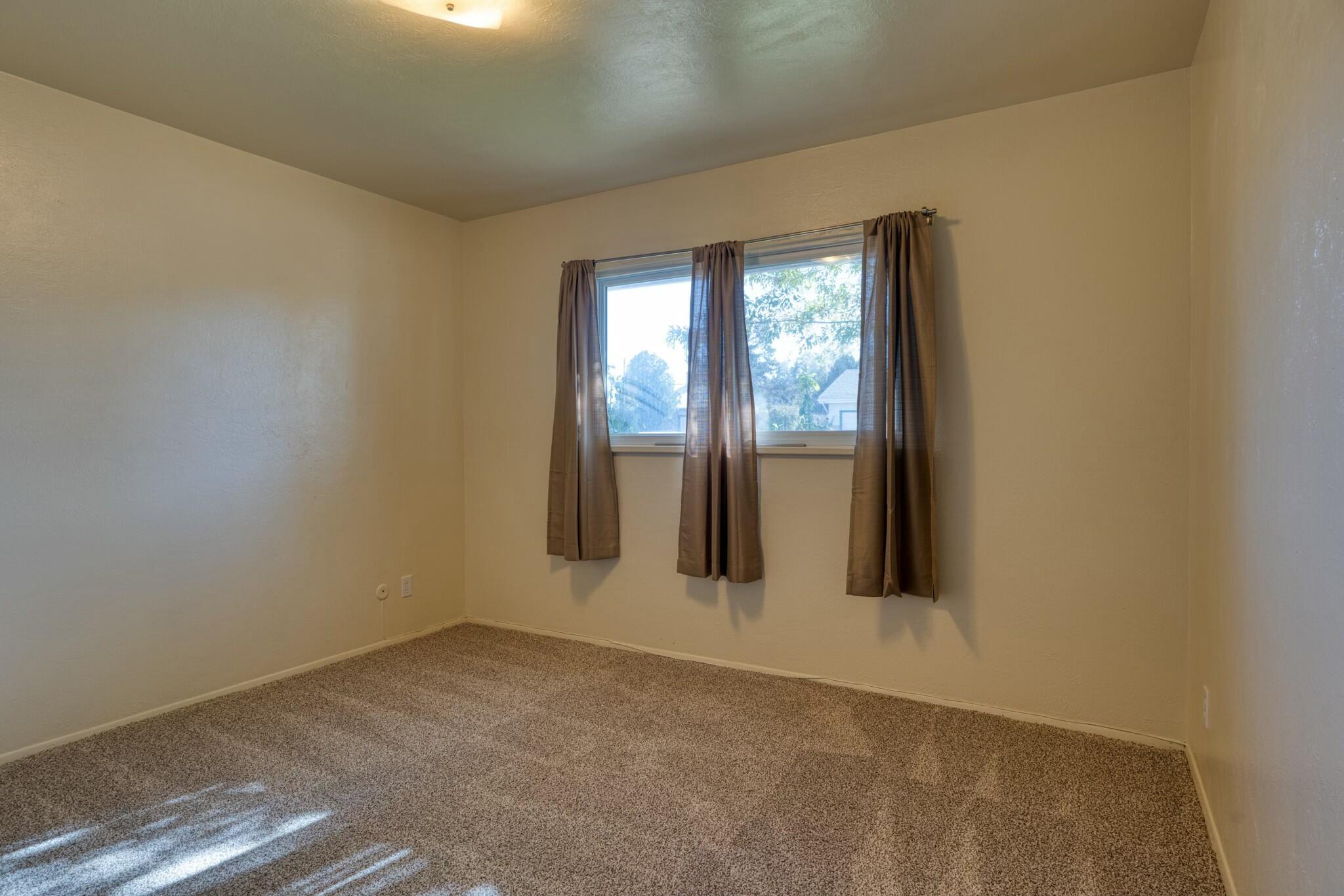 3807 ALTA MONTE Avenue