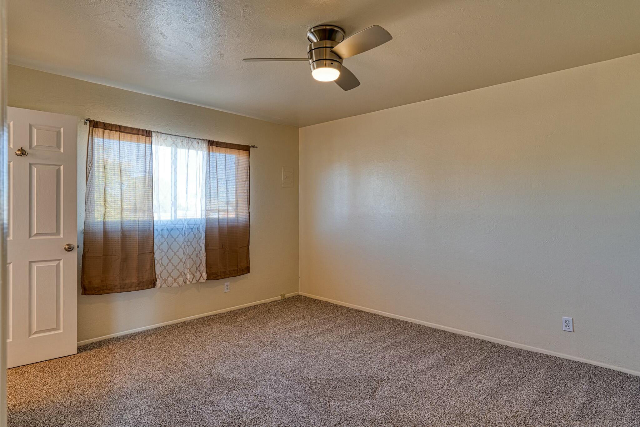 3807 ALTA MONTE Avenue