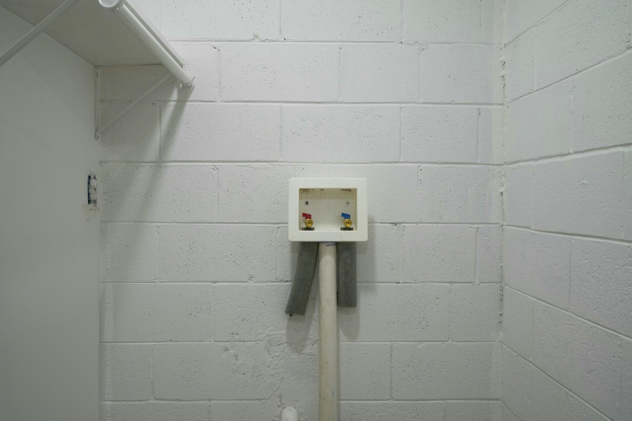 3201 MONTCLAIRE Drive NE