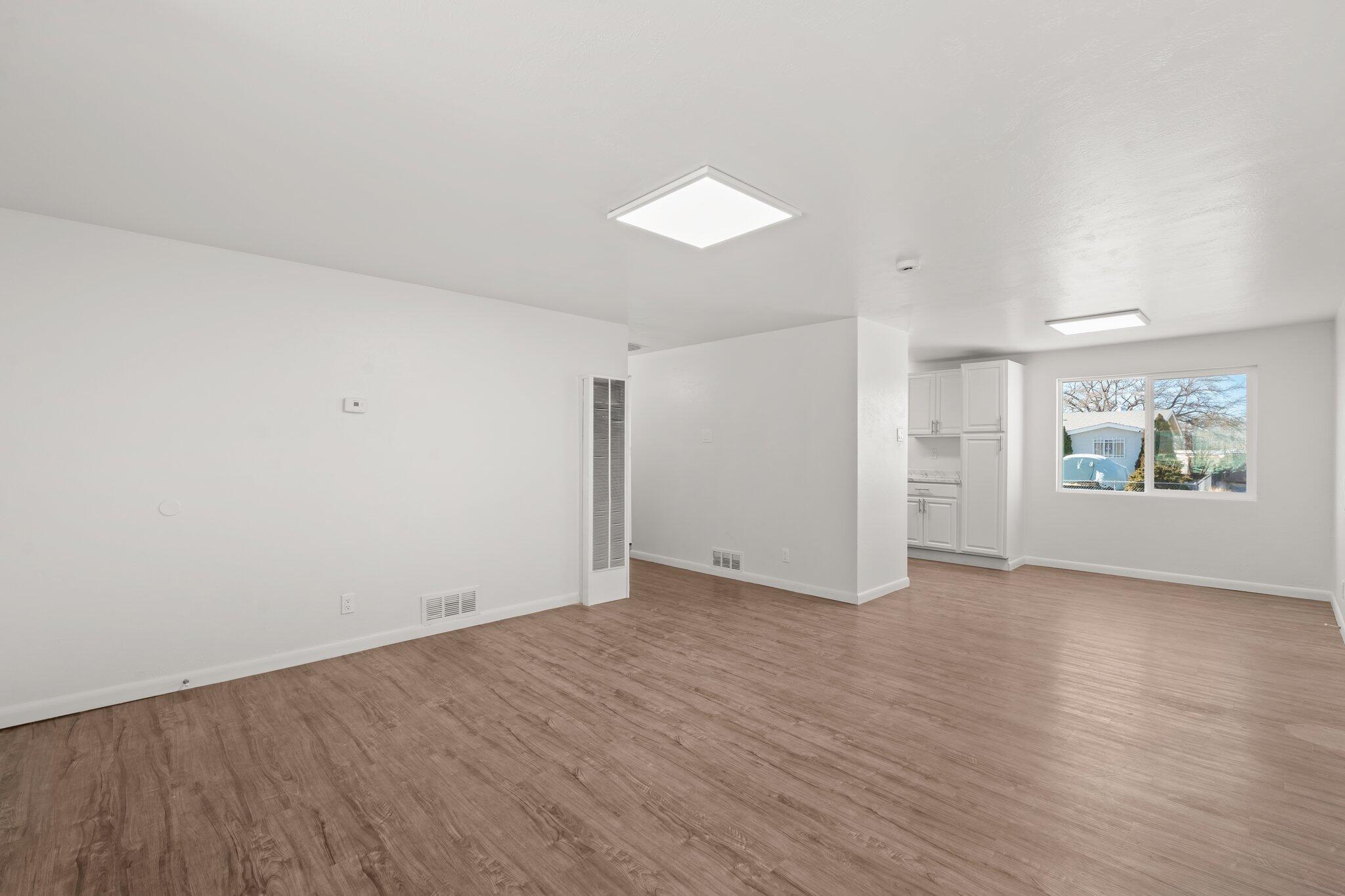 1708 TOMASITA Street NE