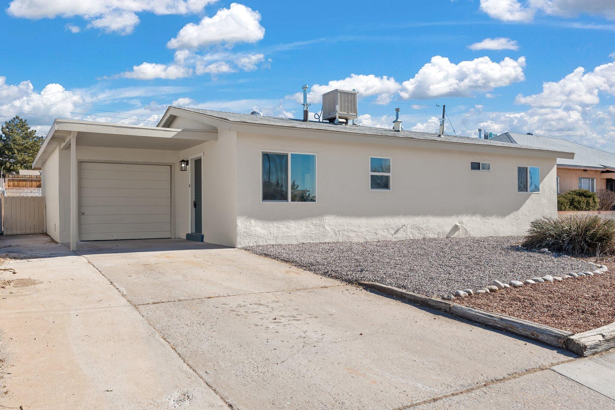 1708 TOMASITA Street NE