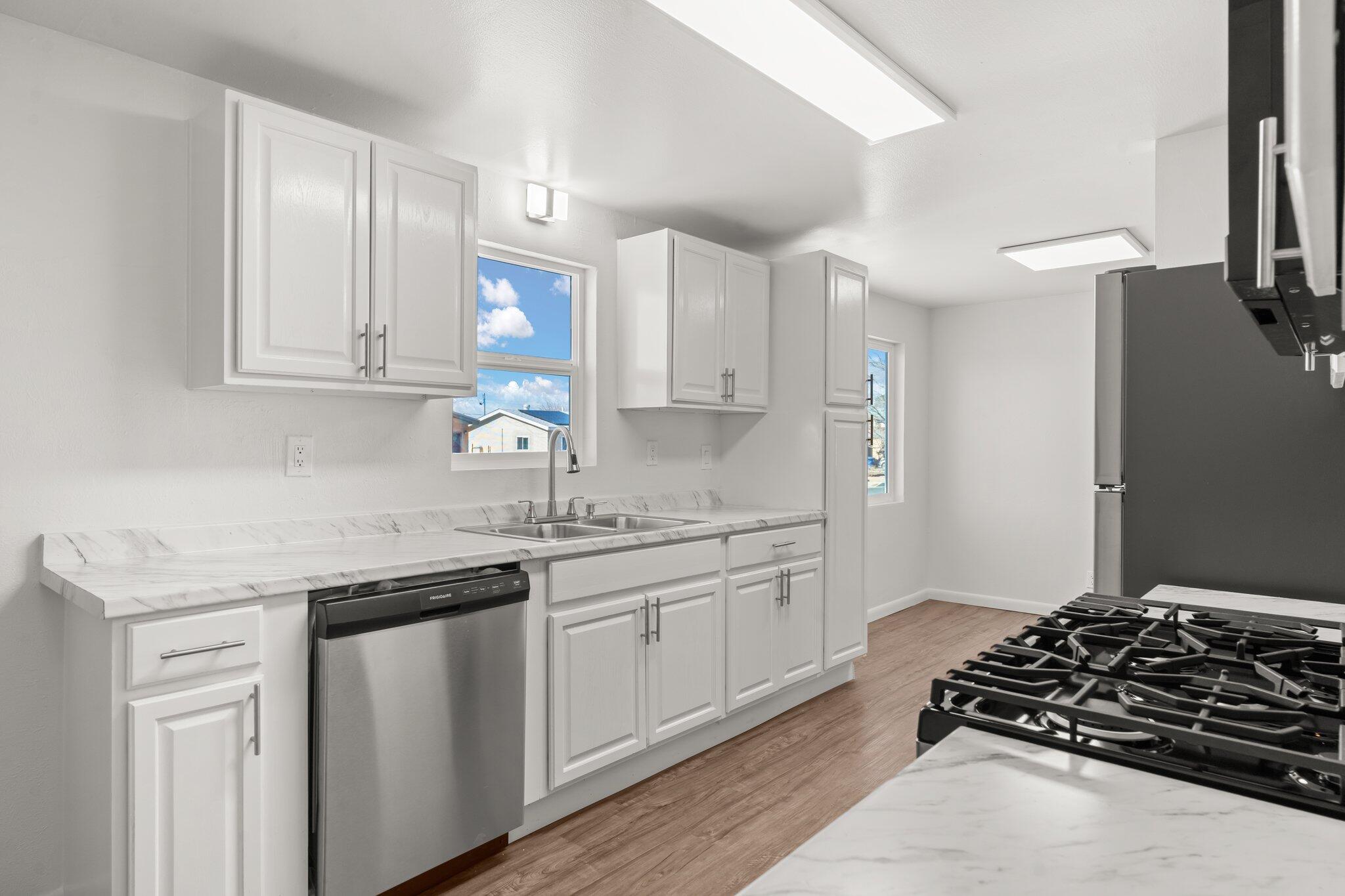 1708 TOMASITA Street NE