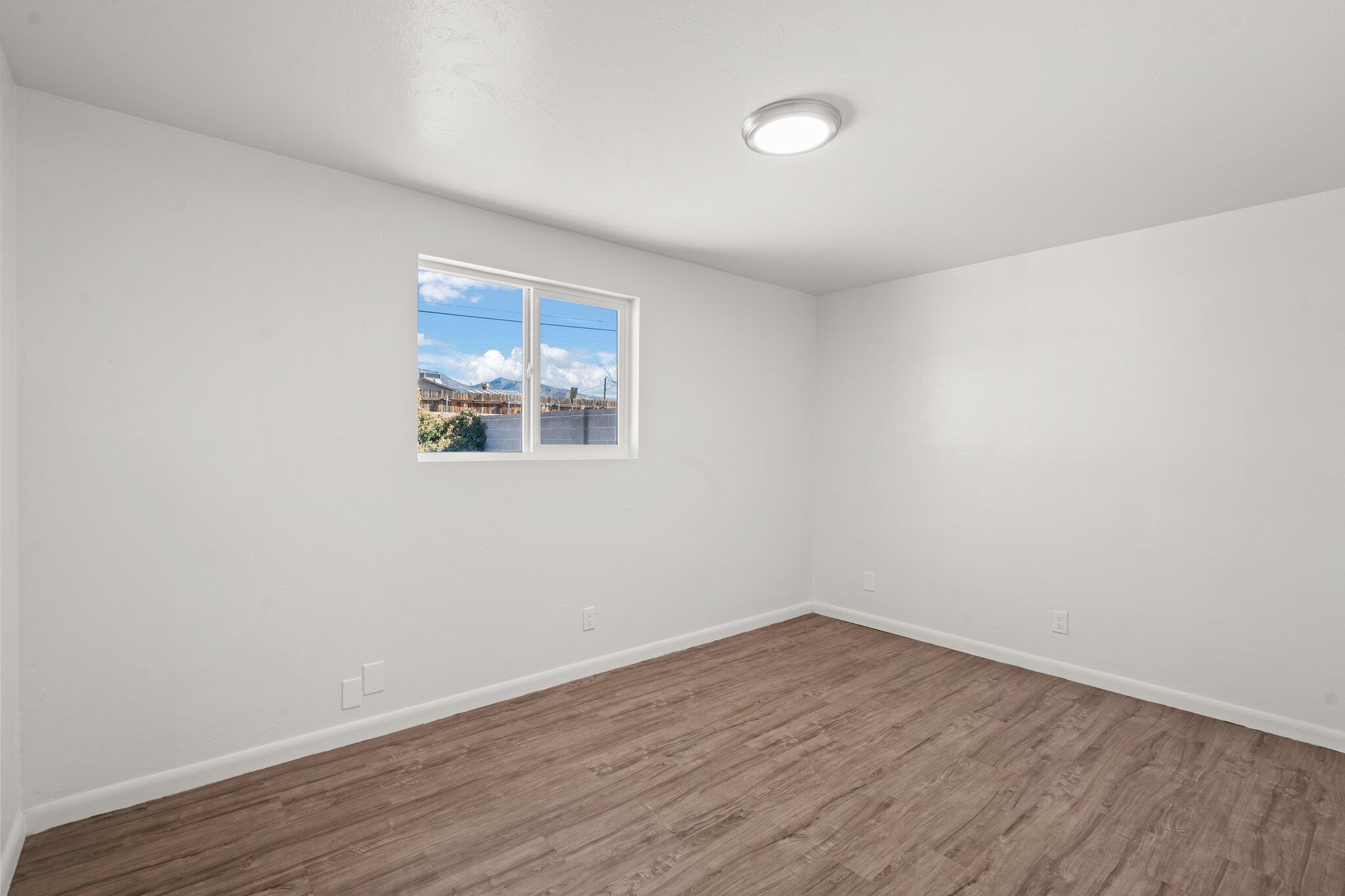 1708 TOMASITA Street NE