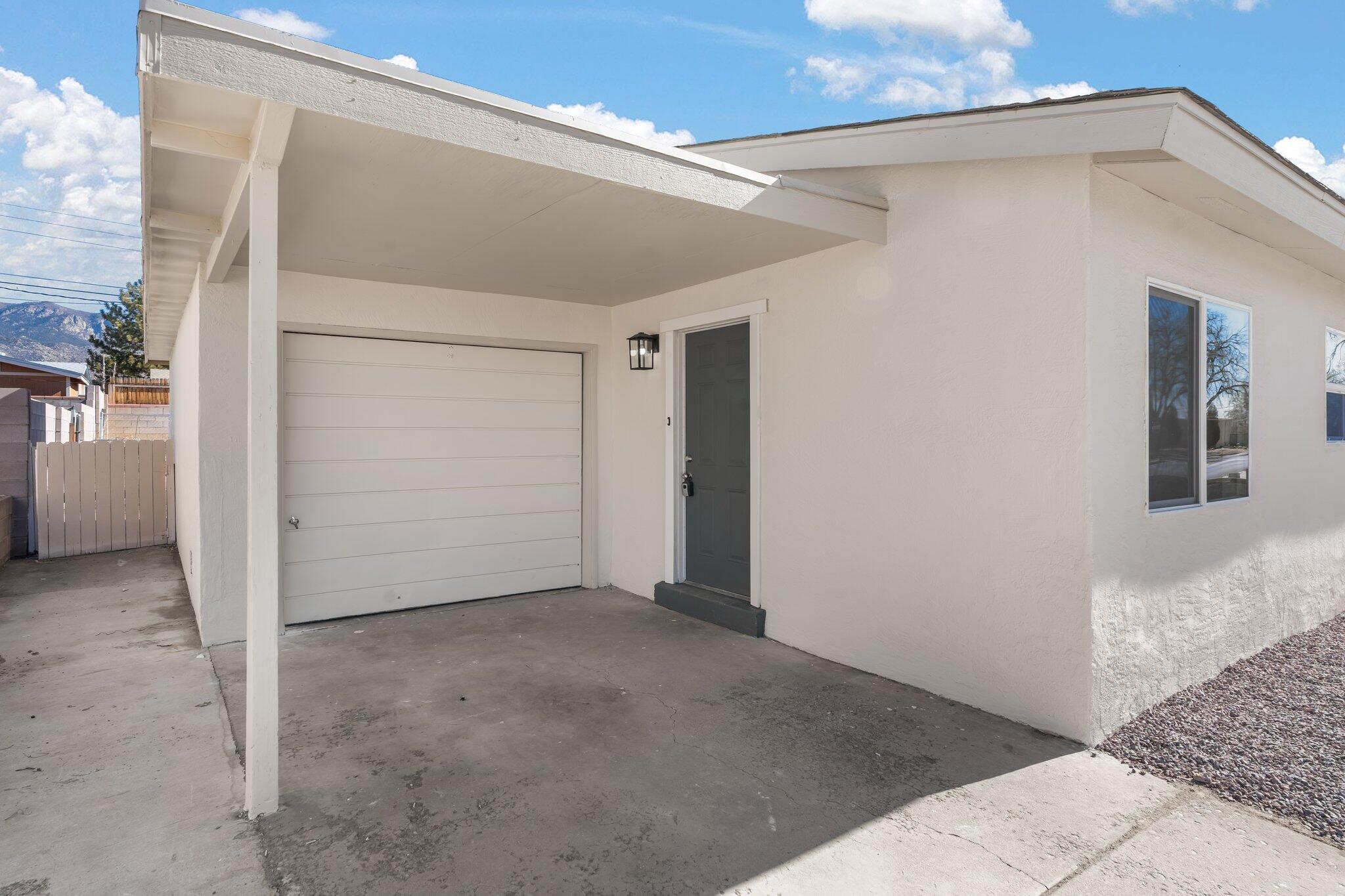 1708 TOMASITA Street NE