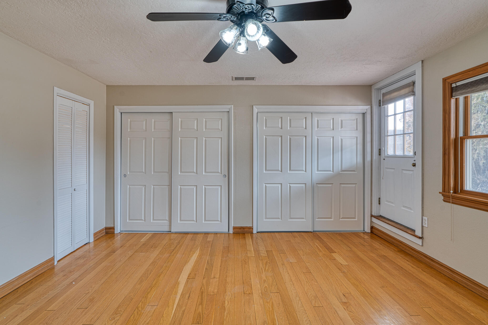 1535 VALLEY VISTA Court SE