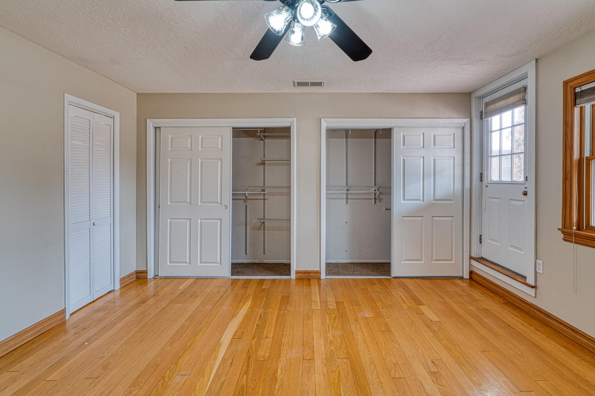 1535 VALLEY VISTA Court SE