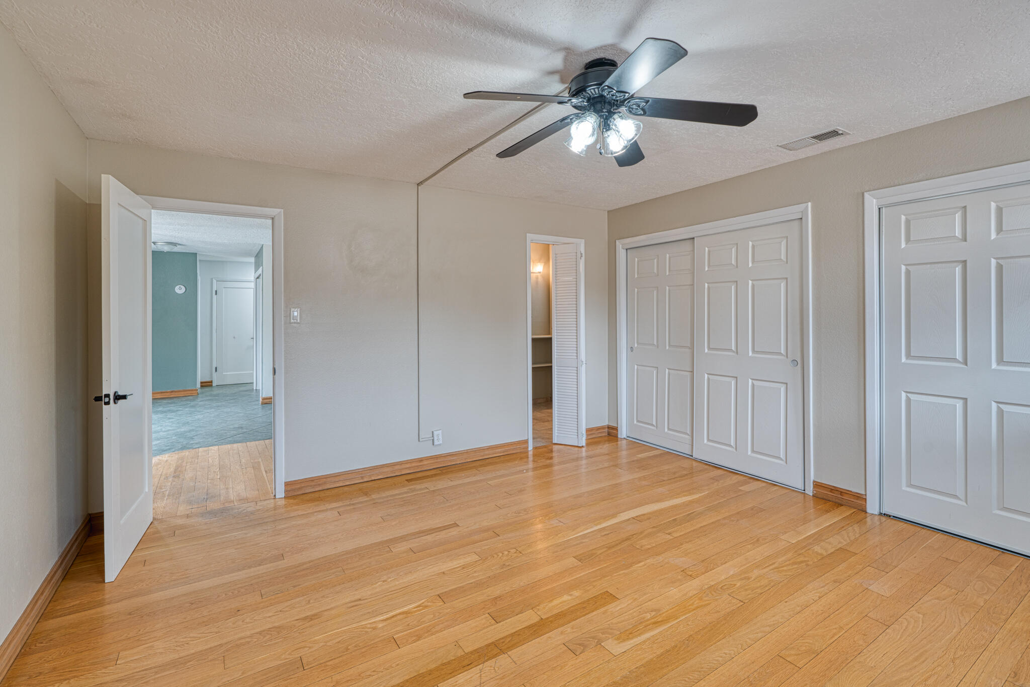 1535 VALLEY VISTA Court SE