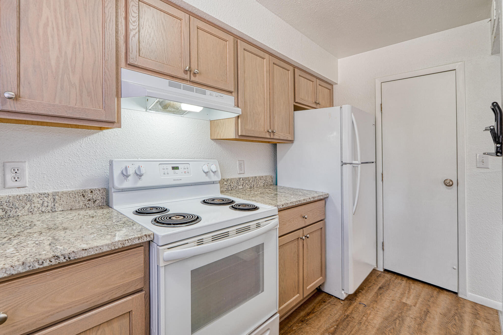 3501 JUAN TABO Boulevard NE E4