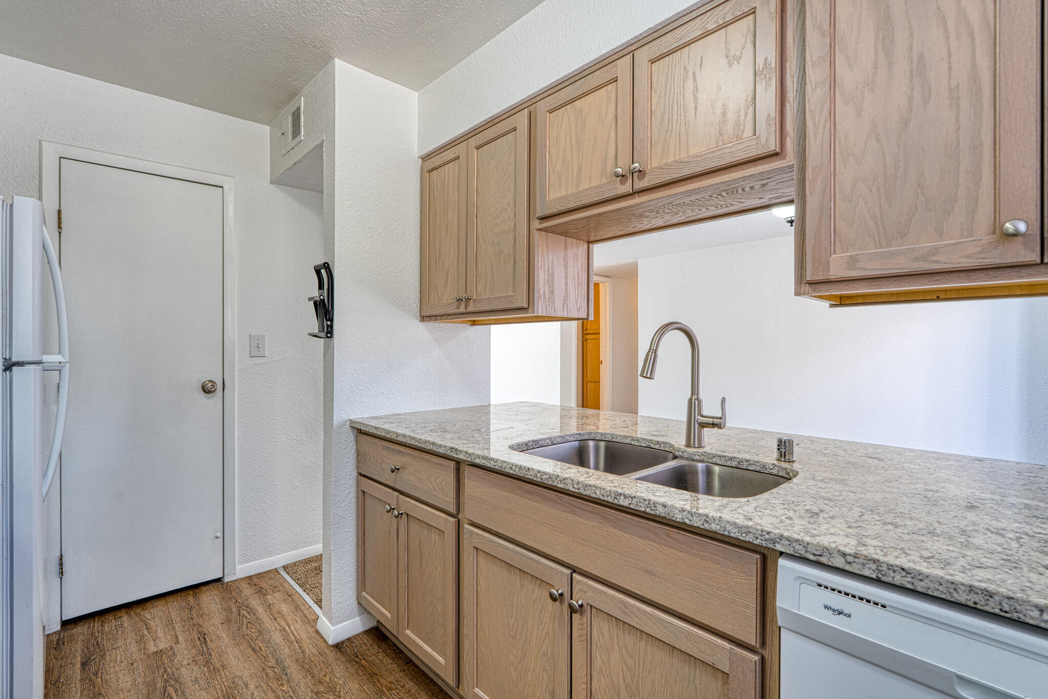 3501 JUAN TABO Boulevard NE E4