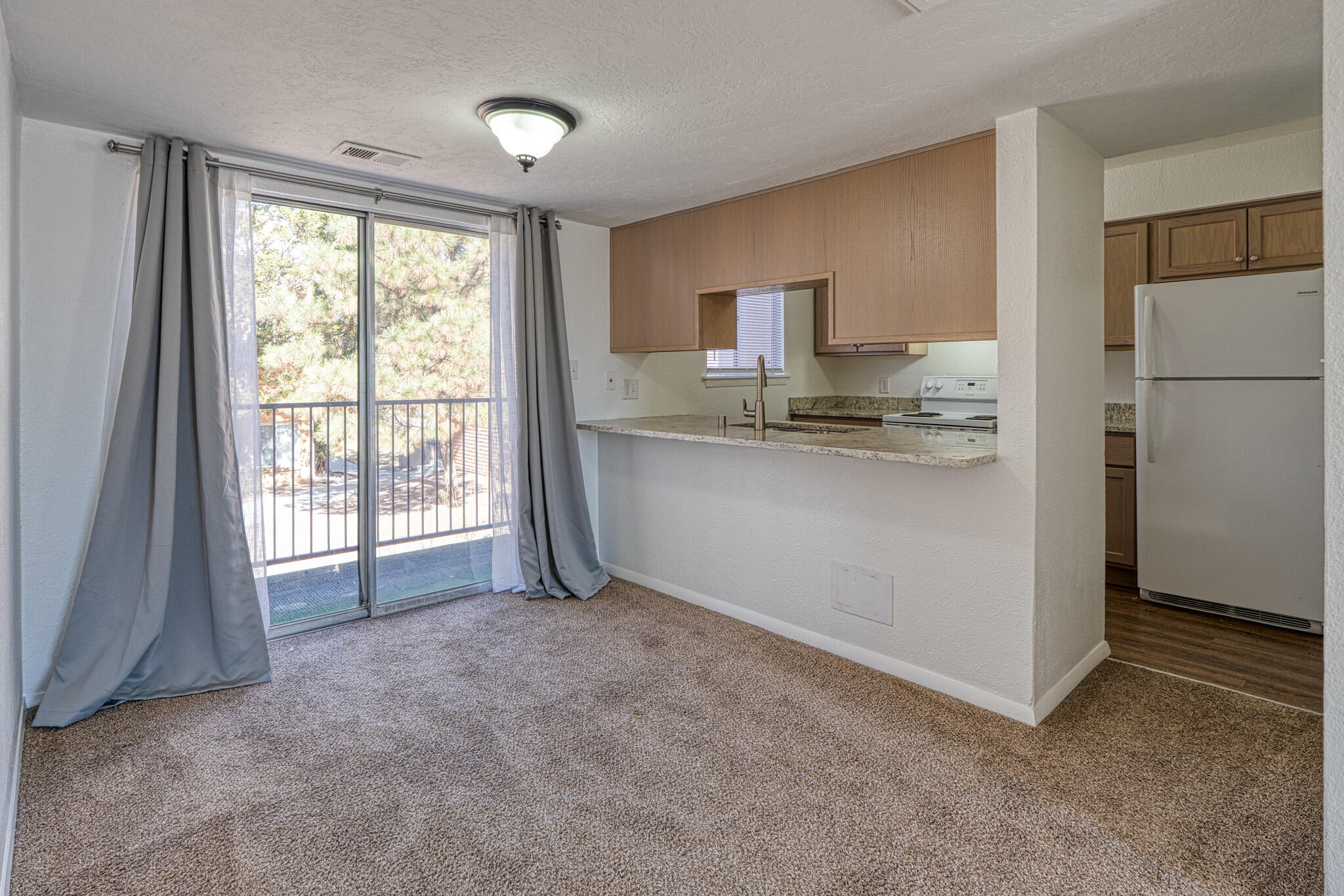 3501 JUAN TABO Boulevard NE E4