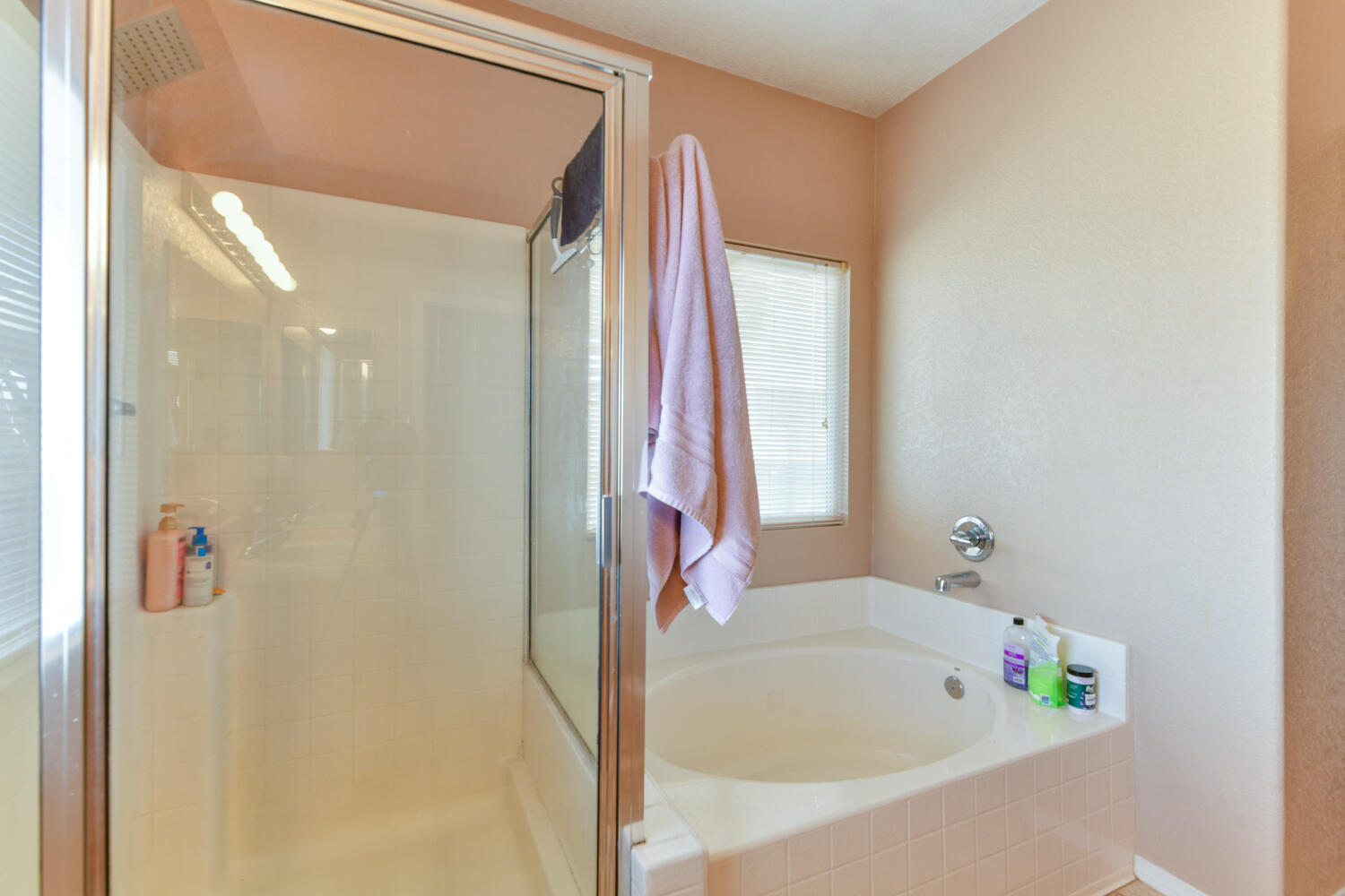 7223 SENECU Court NW