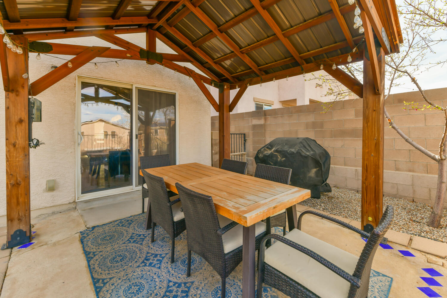 7223 SENECU Court NW