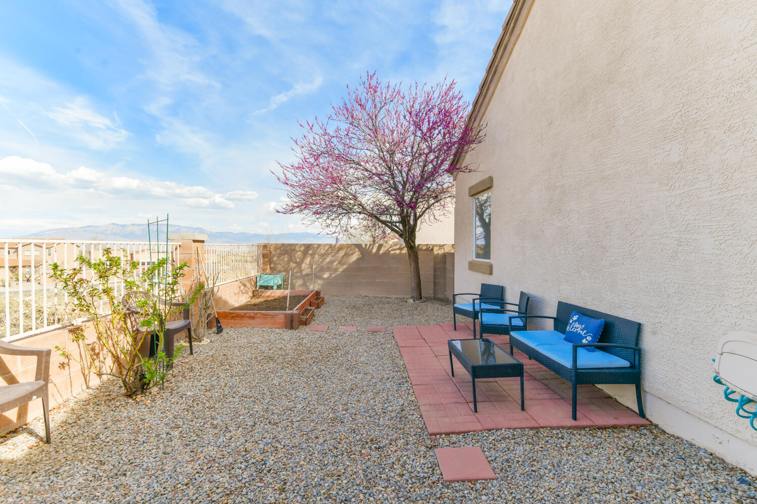 7223 SENECU Court NW