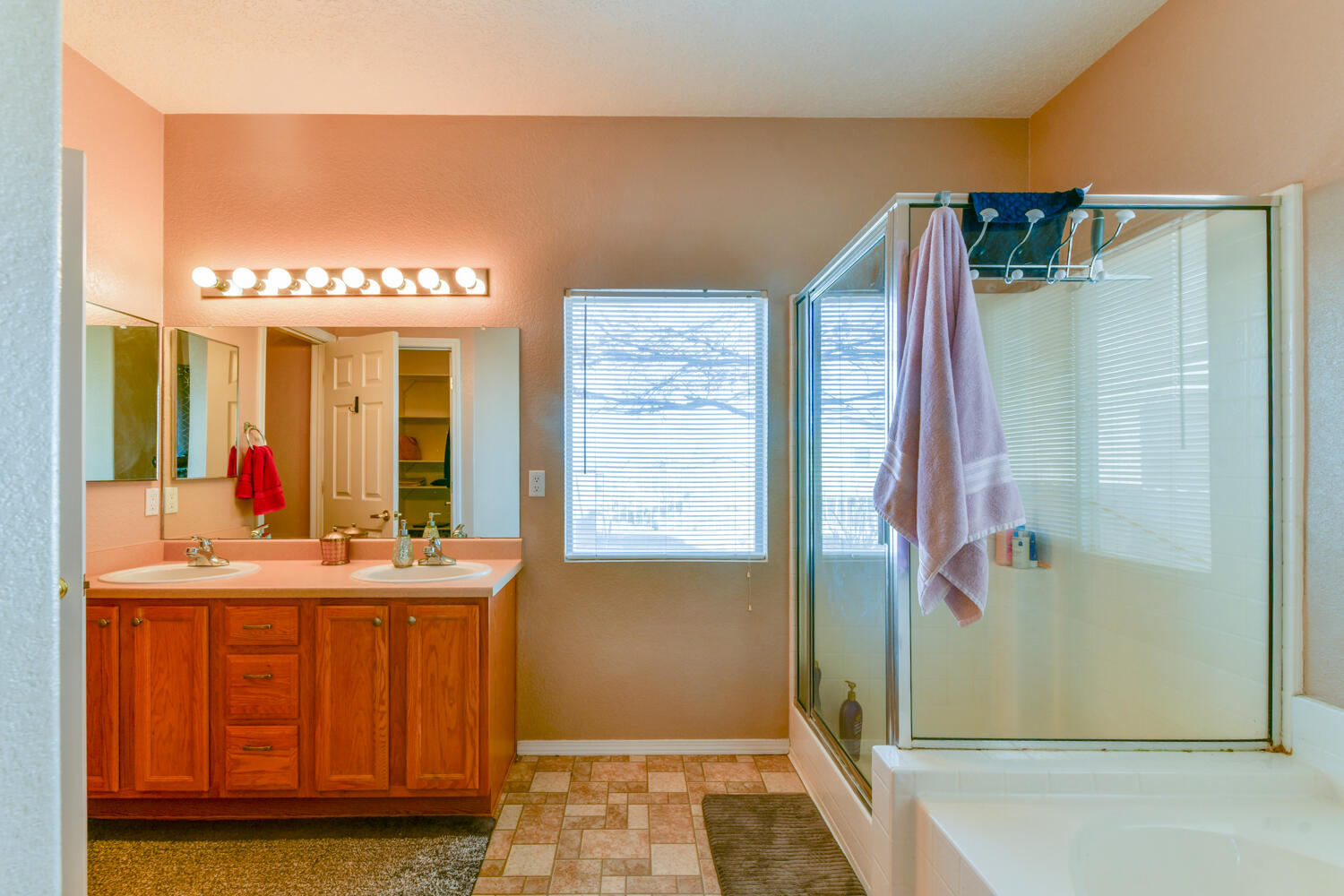 7223 SENECU Court NW