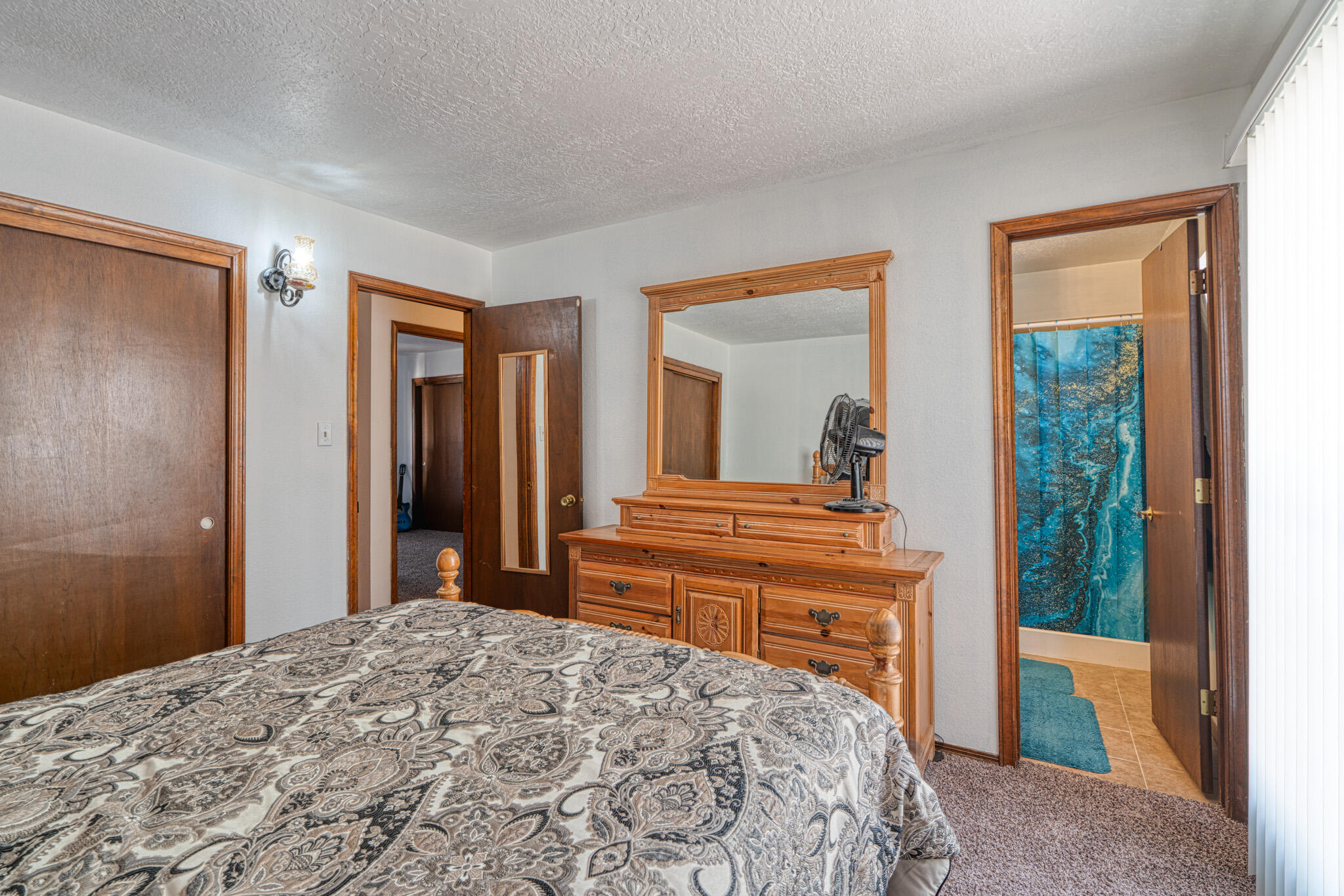 1706 ZICKERT Place NW