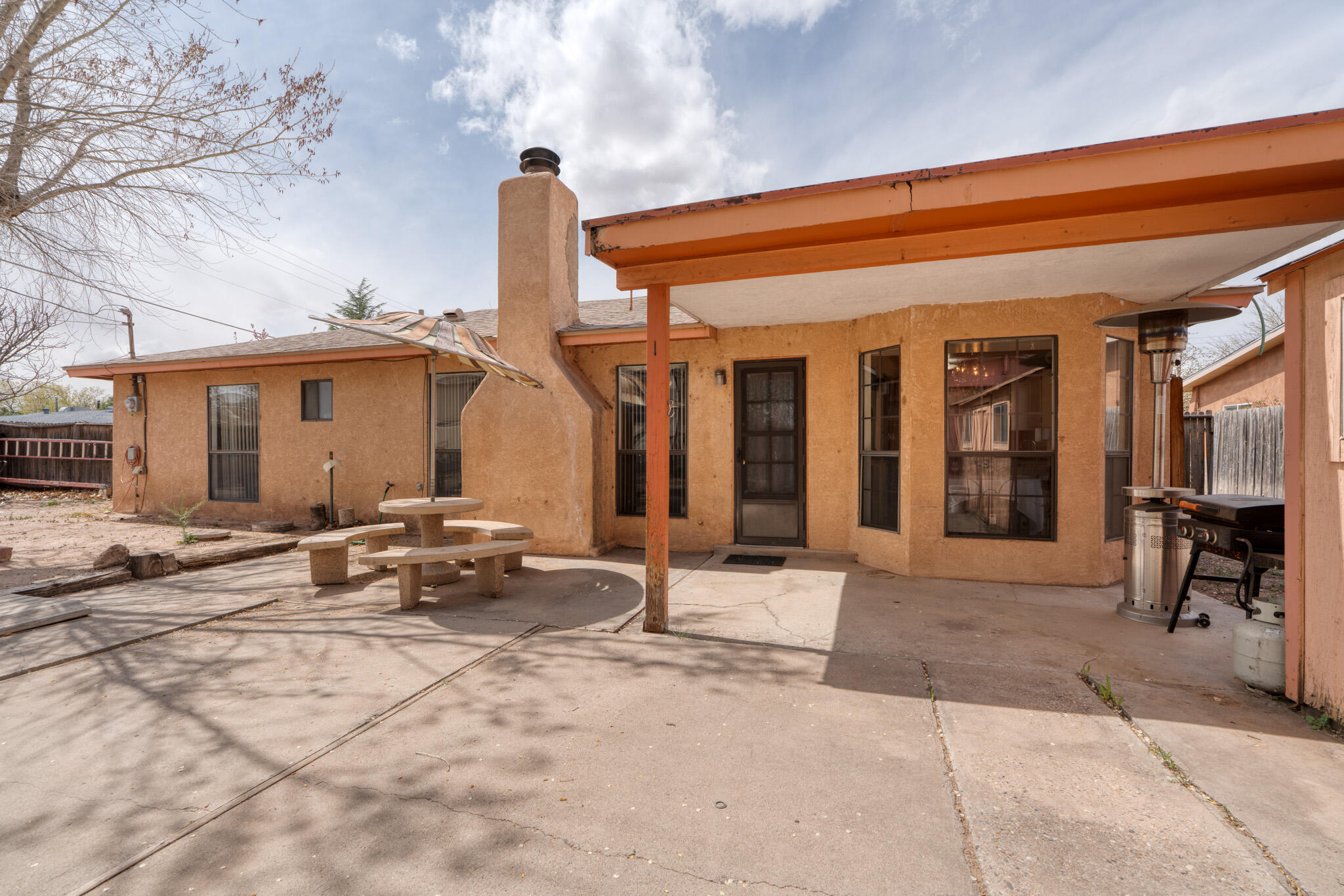 1706 ZICKERT Place NW