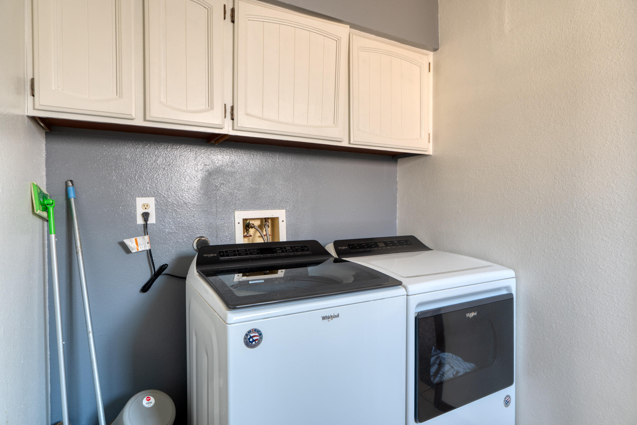 1706 ZICKERT Place NW