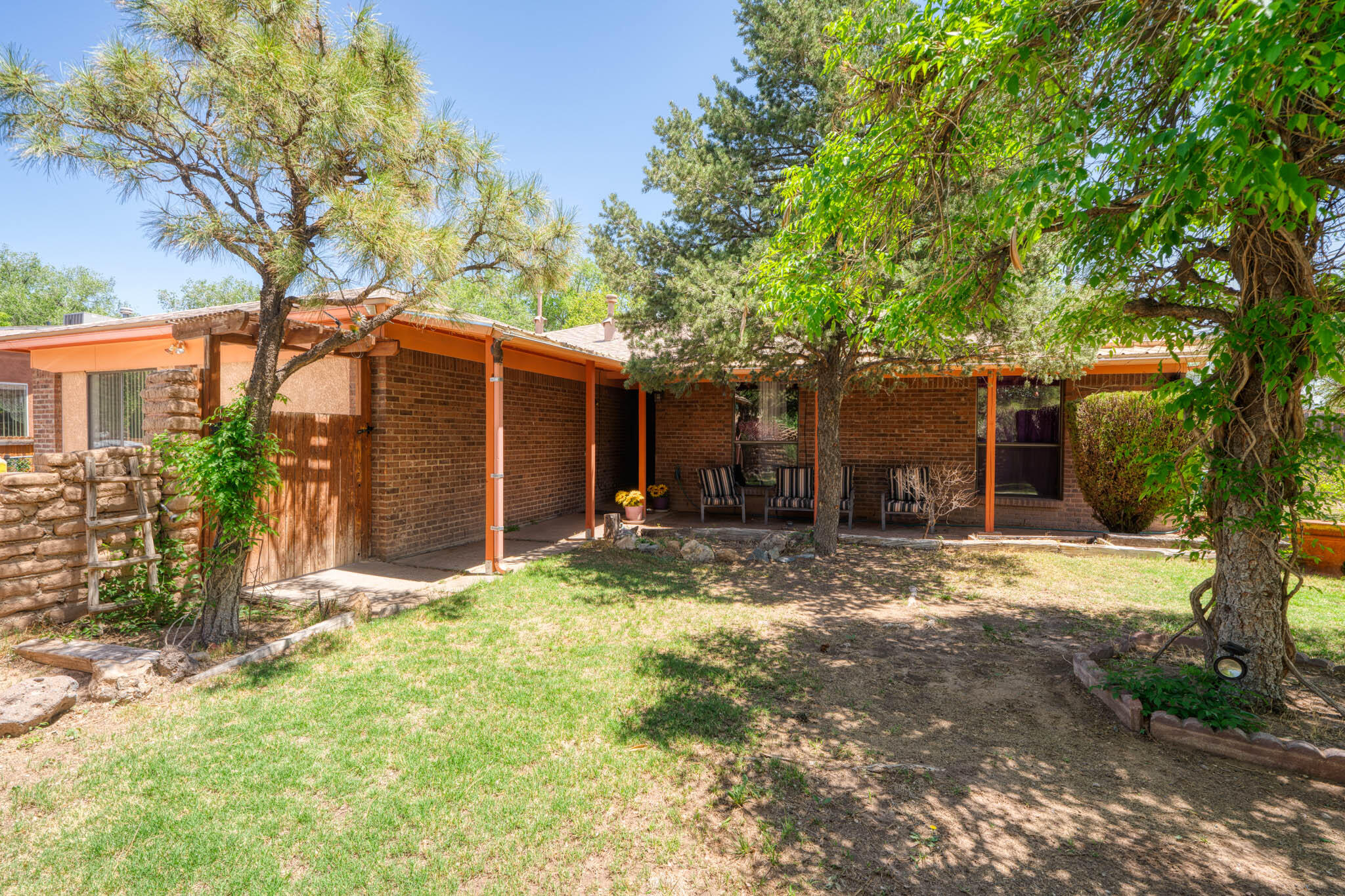 1706 ZICKERT Place NW