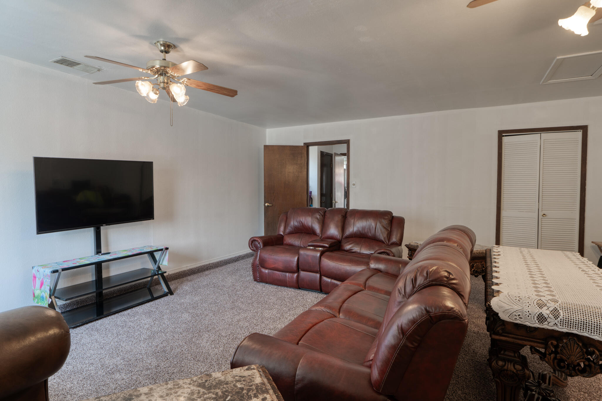 1706 ZICKERT Place NW