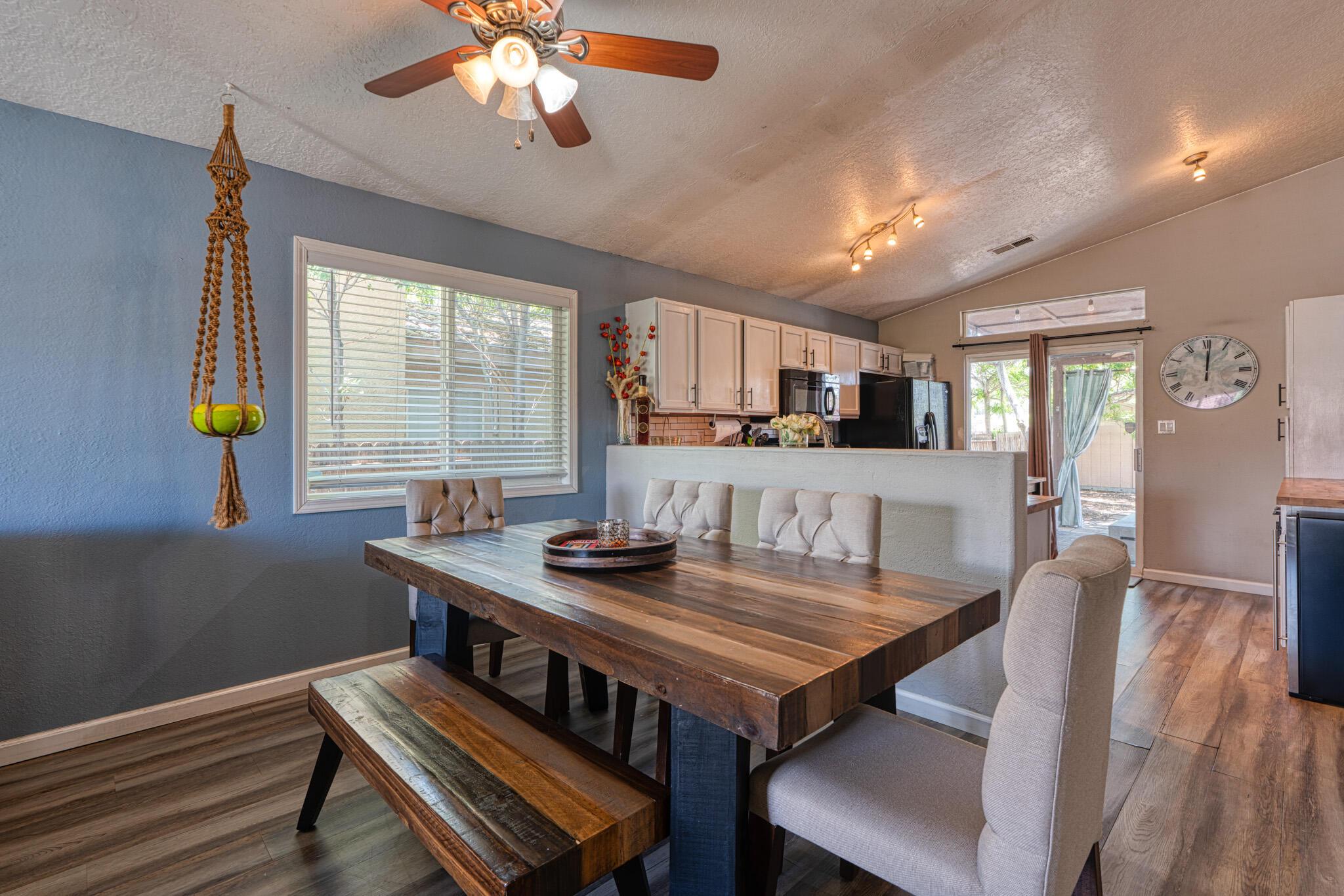 4420 LOREN Avenue NW