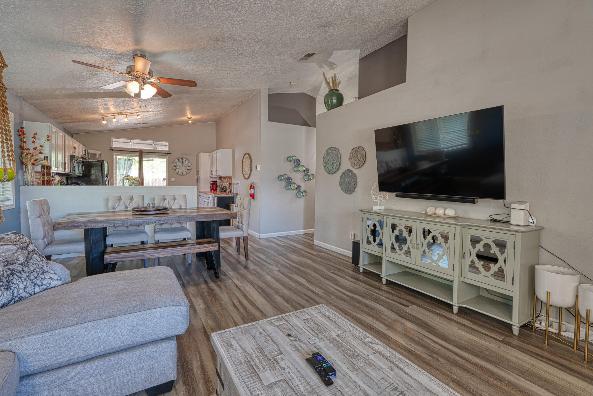 4420 LOREN Avenue NW