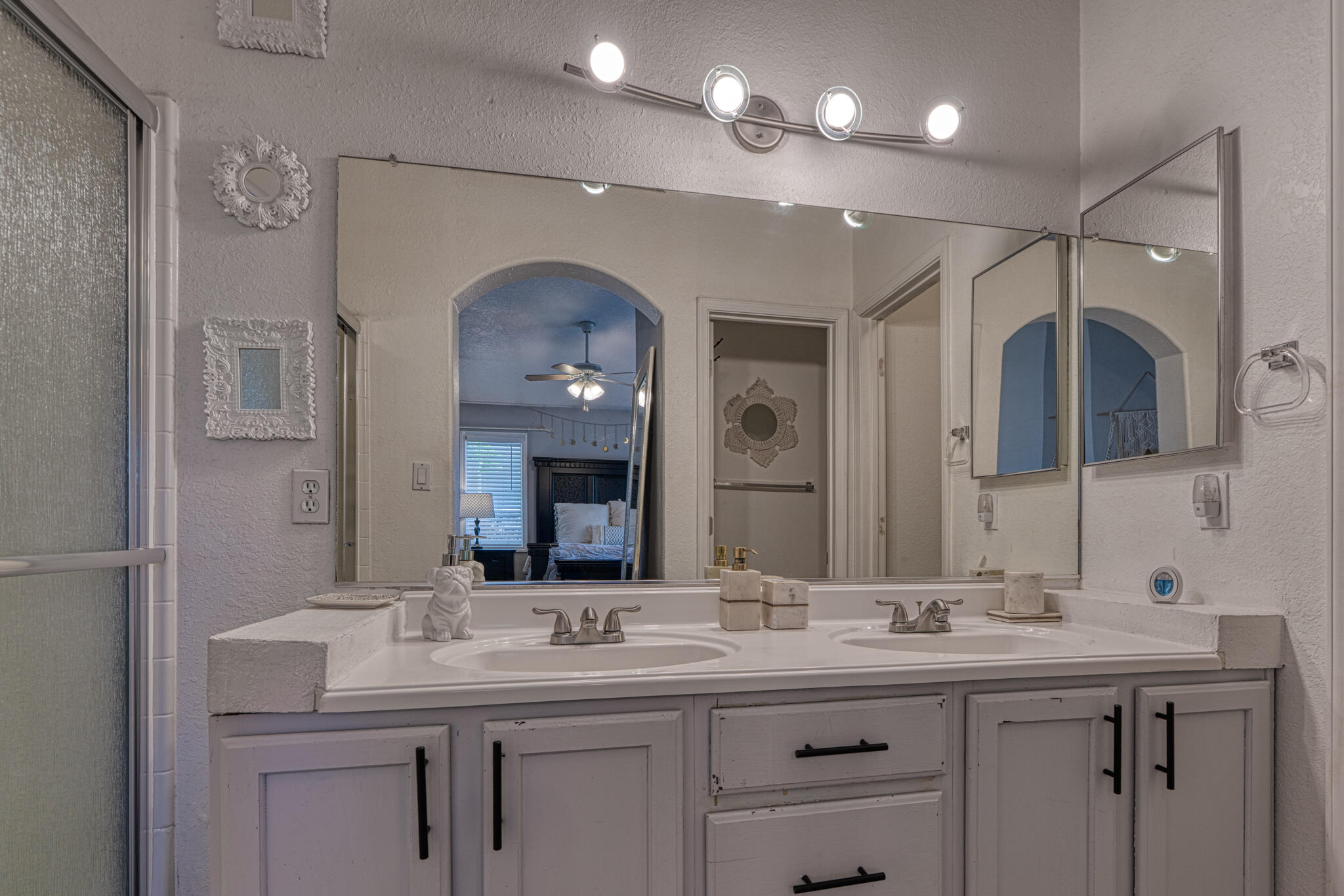 4420 LOREN Avenue NW