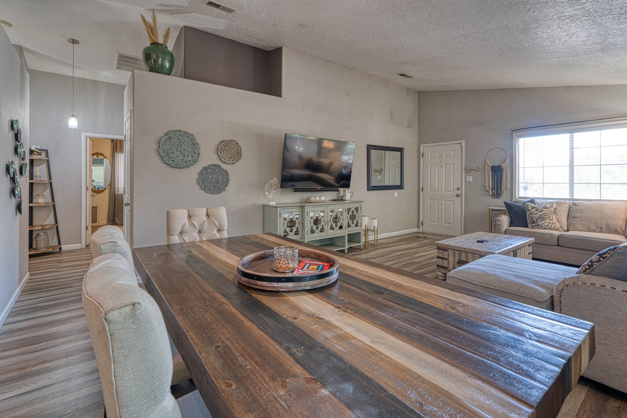 4420 LOREN Avenue NW