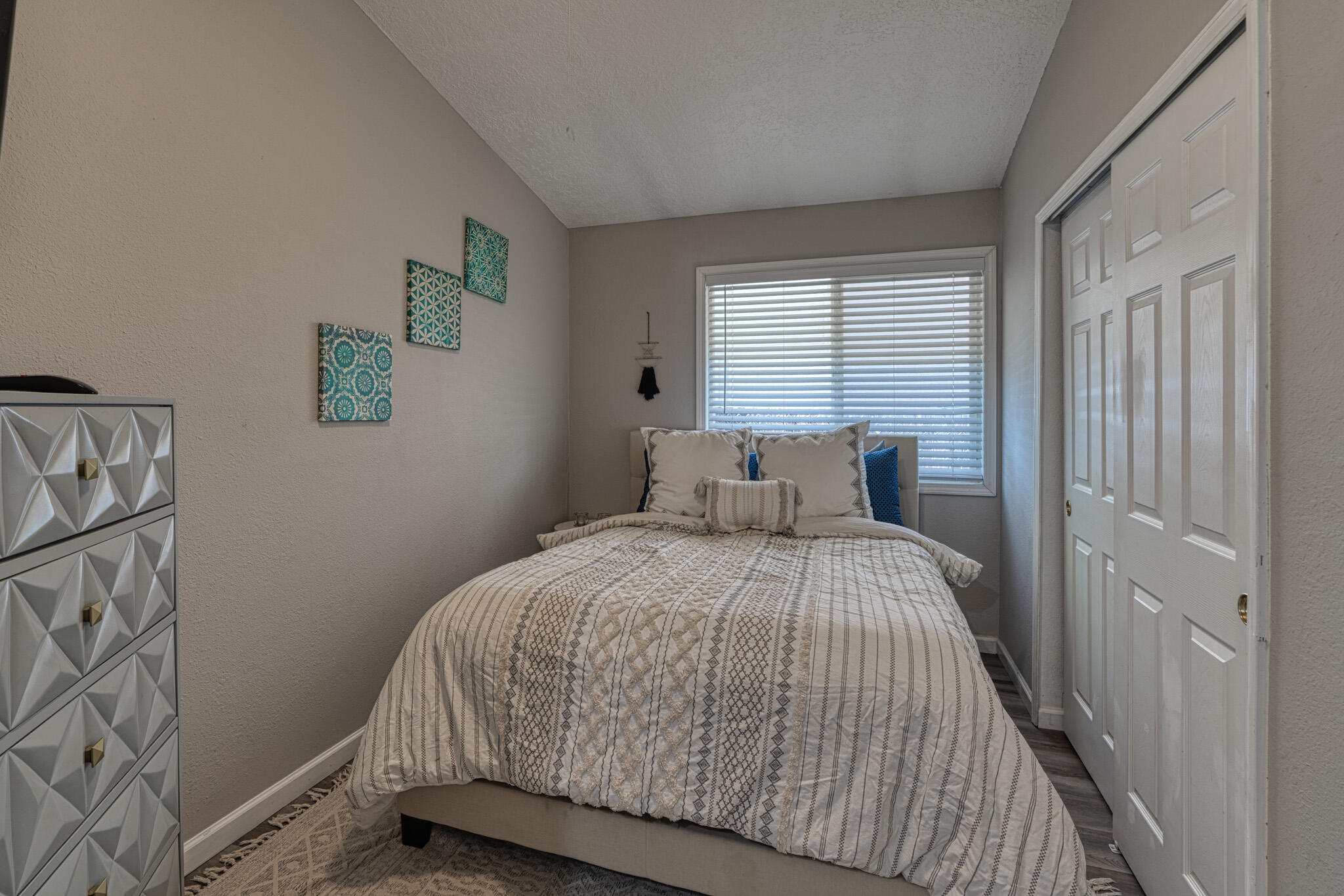 4420 LOREN Avenue NW