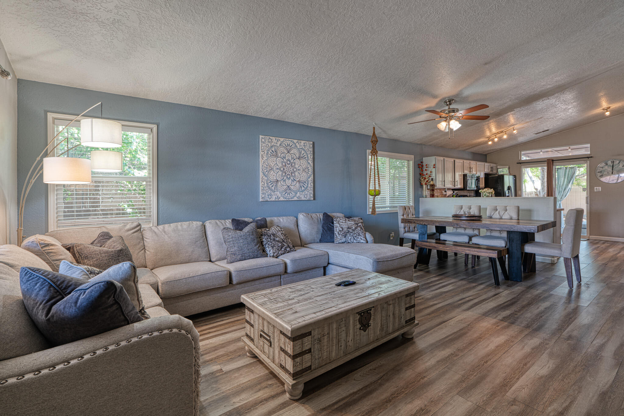 4420 LOREN Avenue NW