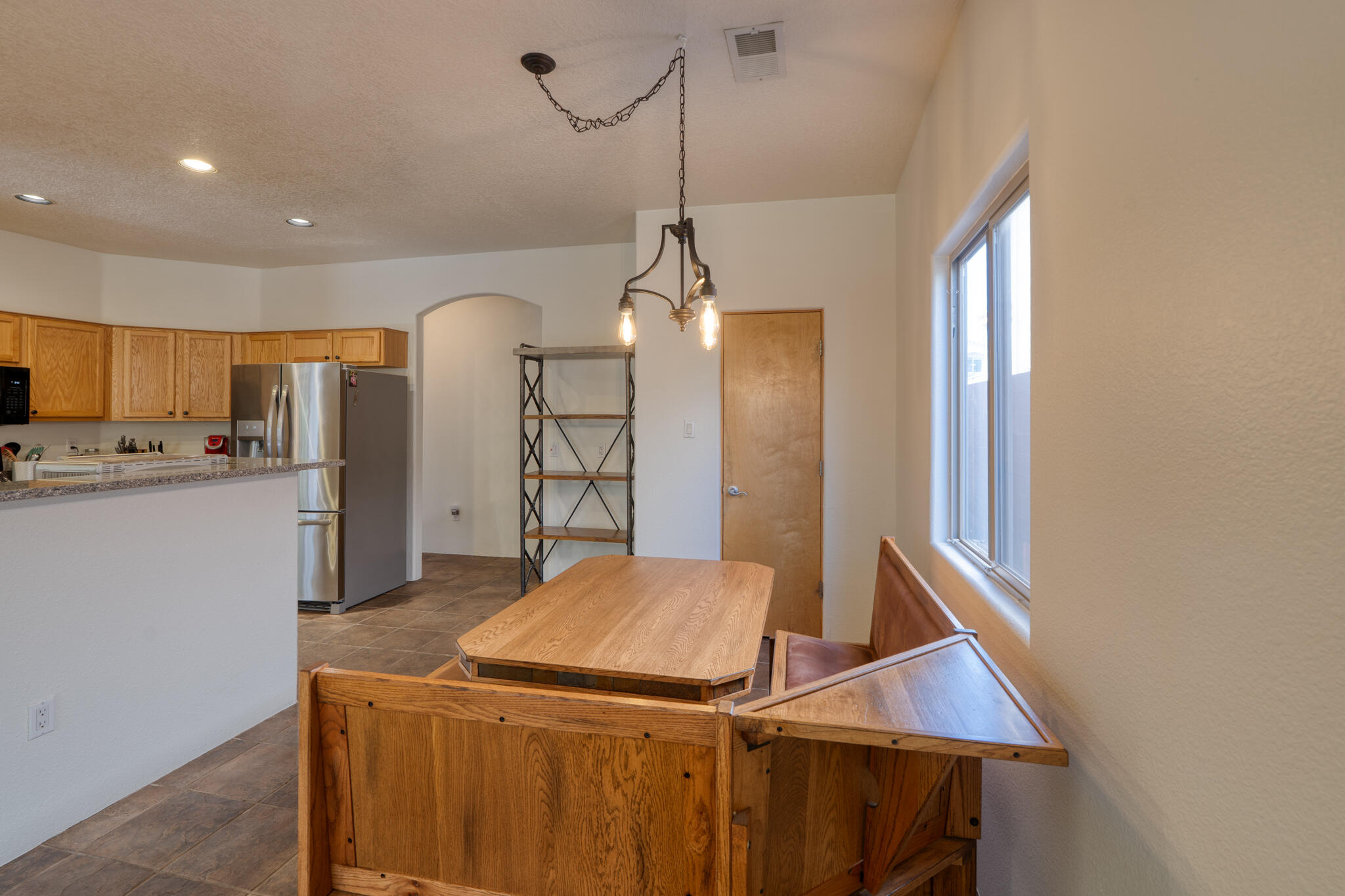 1947 BLACK GOLD Street SE