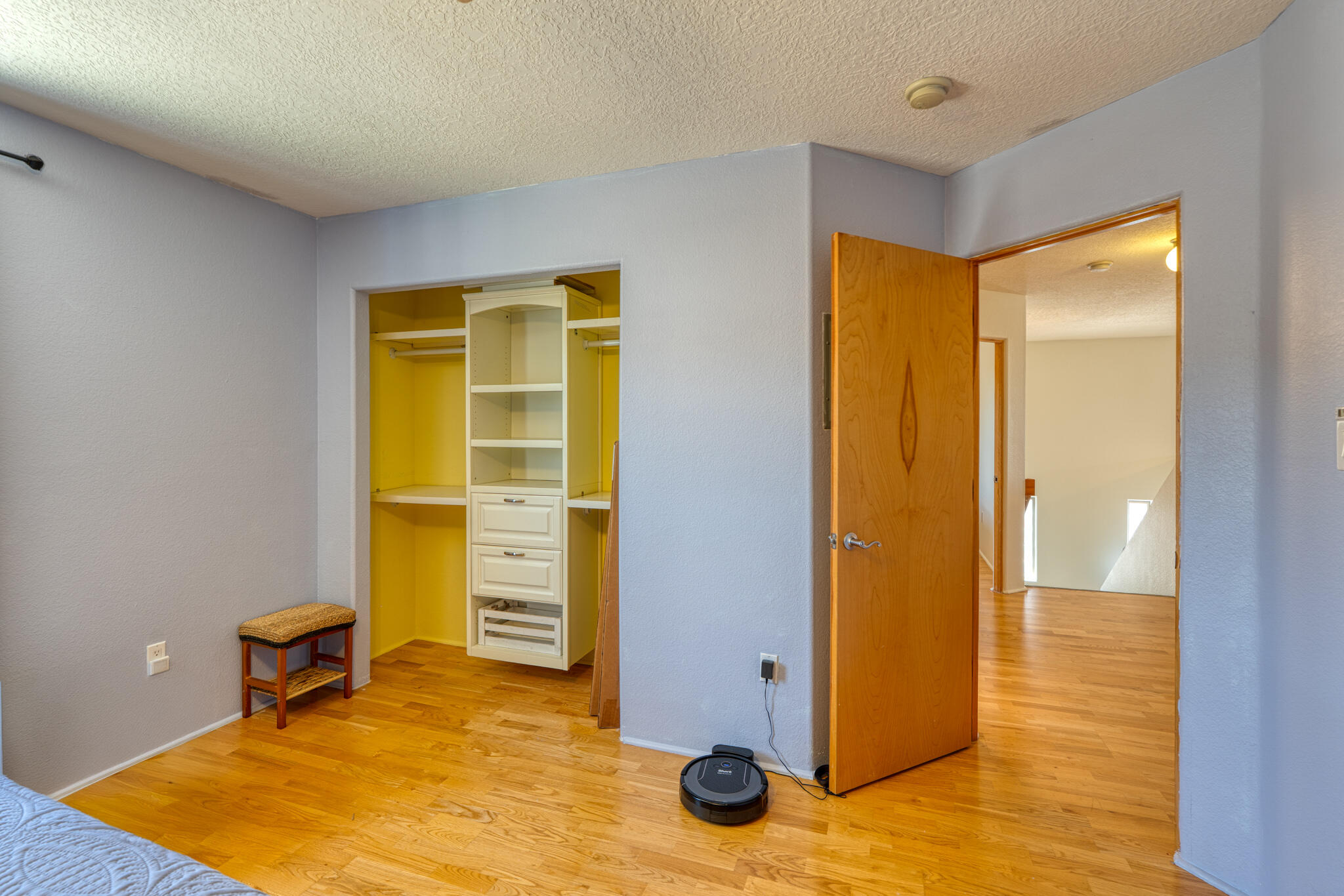 1947 BLACK GOLD Street SE