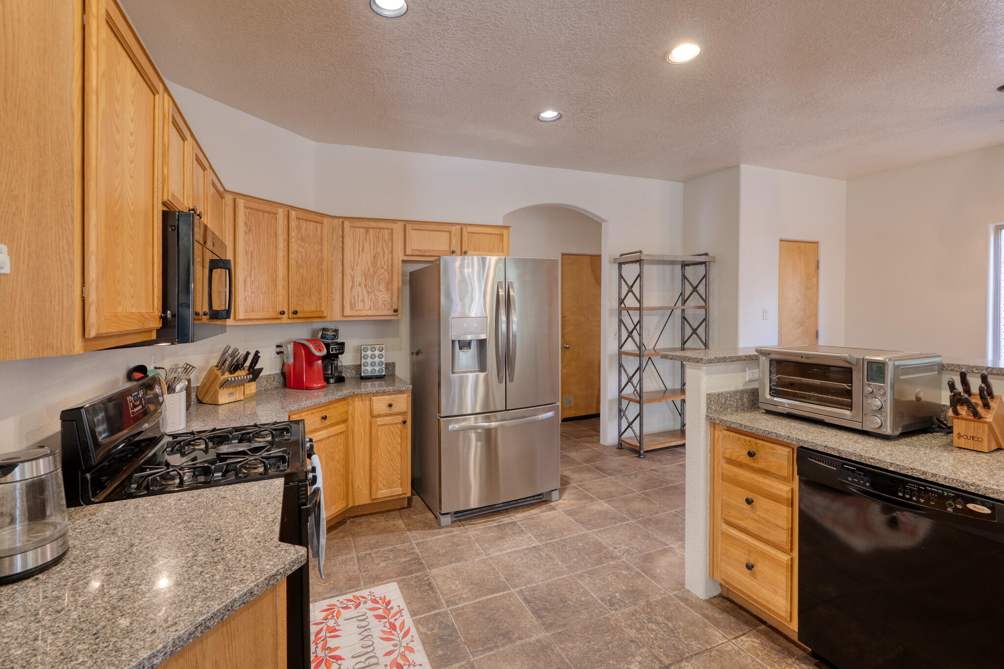 1947 BLACK GOLD Street SE