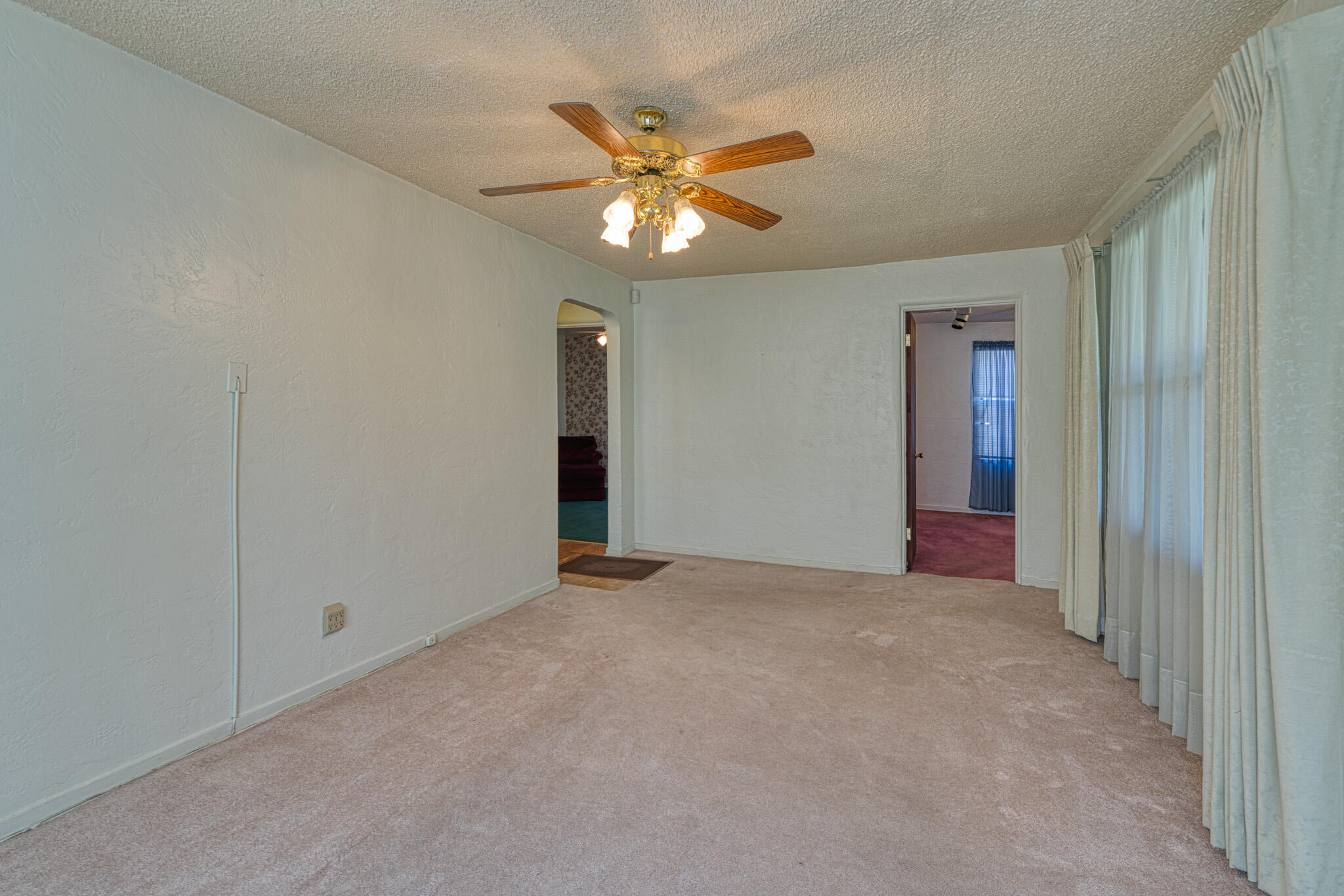 828 SAN CLEMENTE Avenue NW