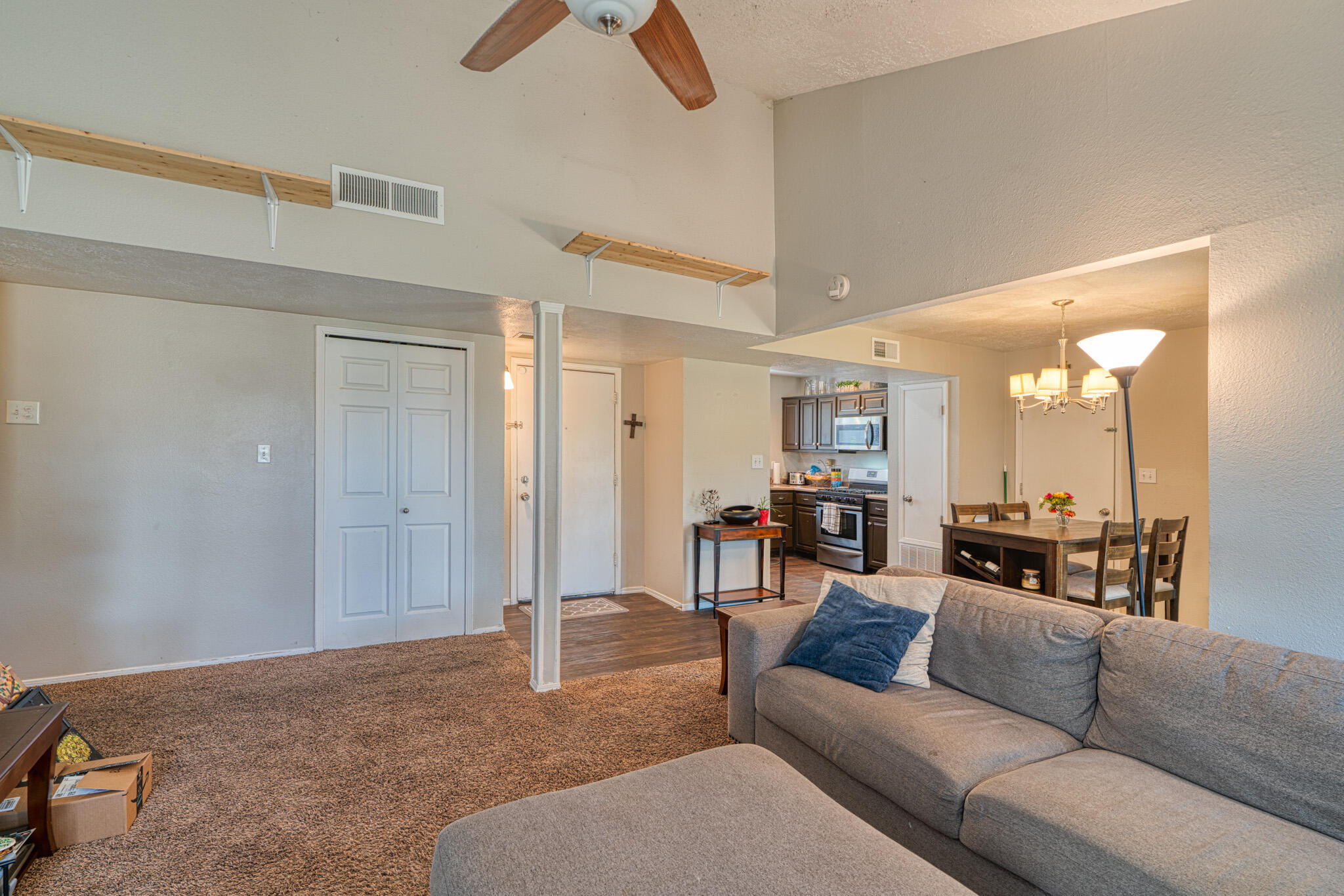 21 SOMMERSET Drive SE