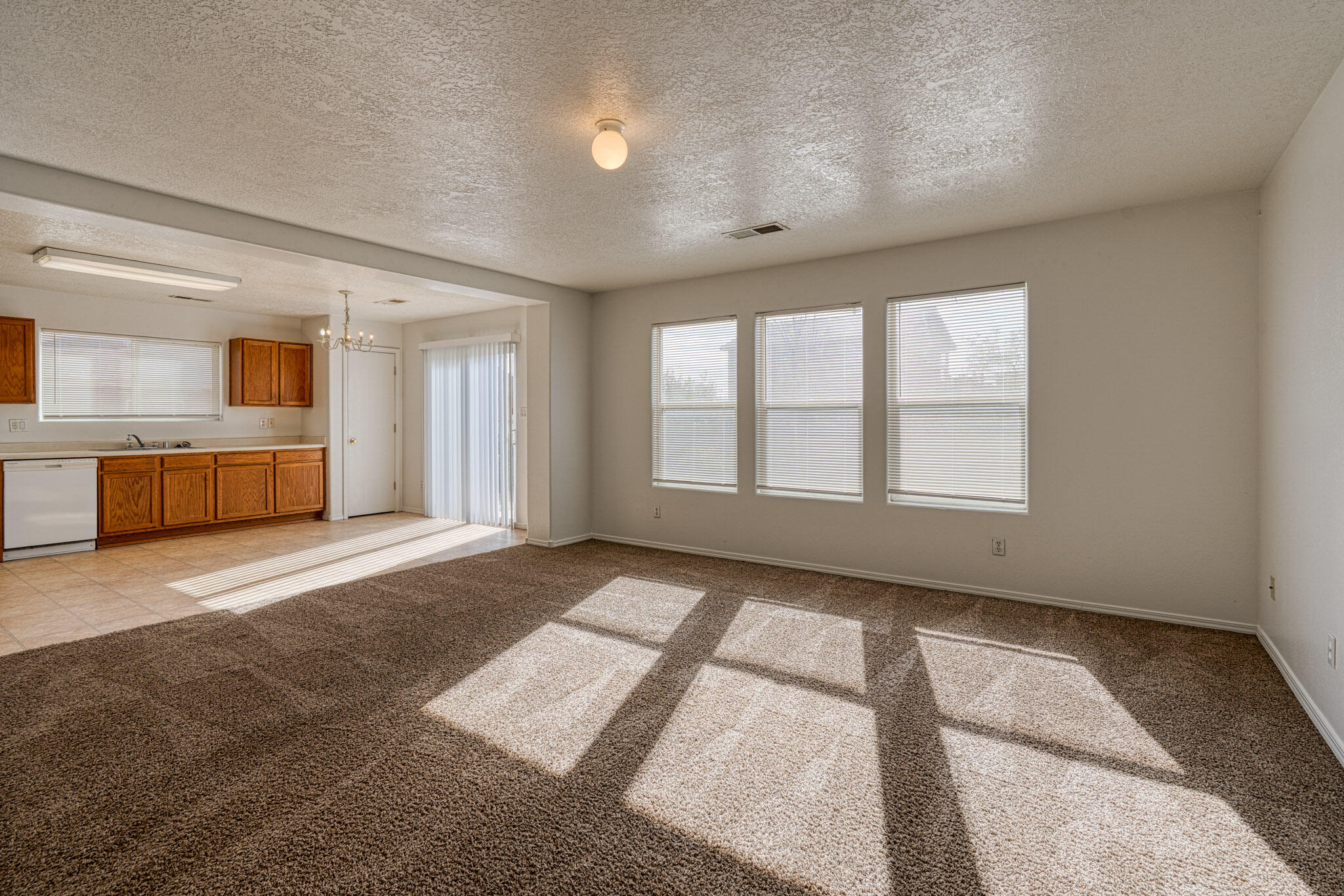 8308 Tangerine Place NW