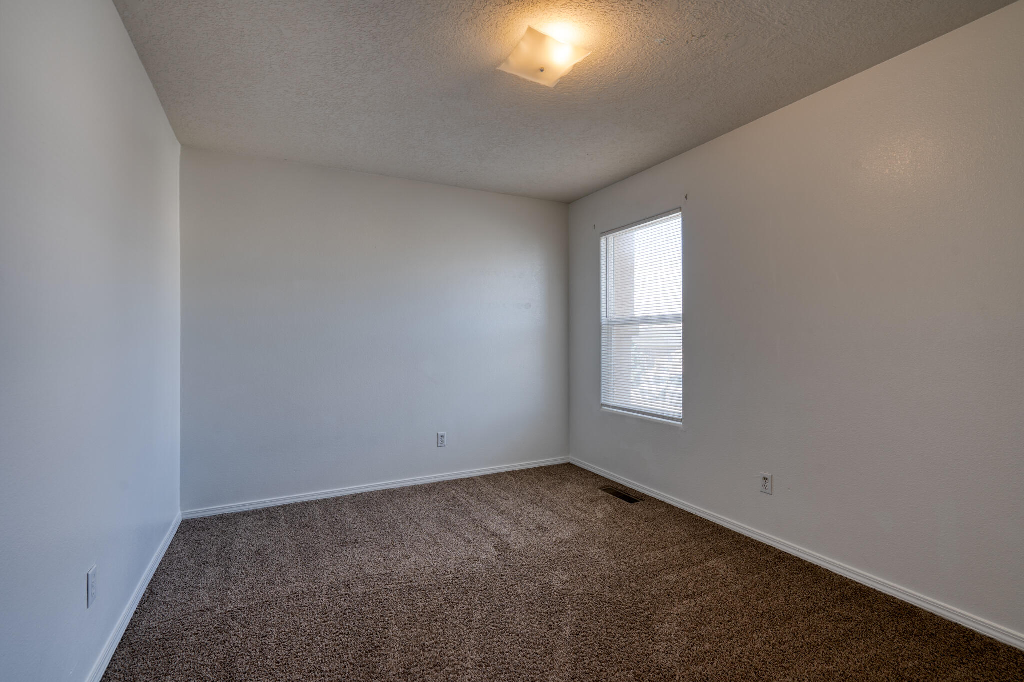 8308 Tangerine Place NW