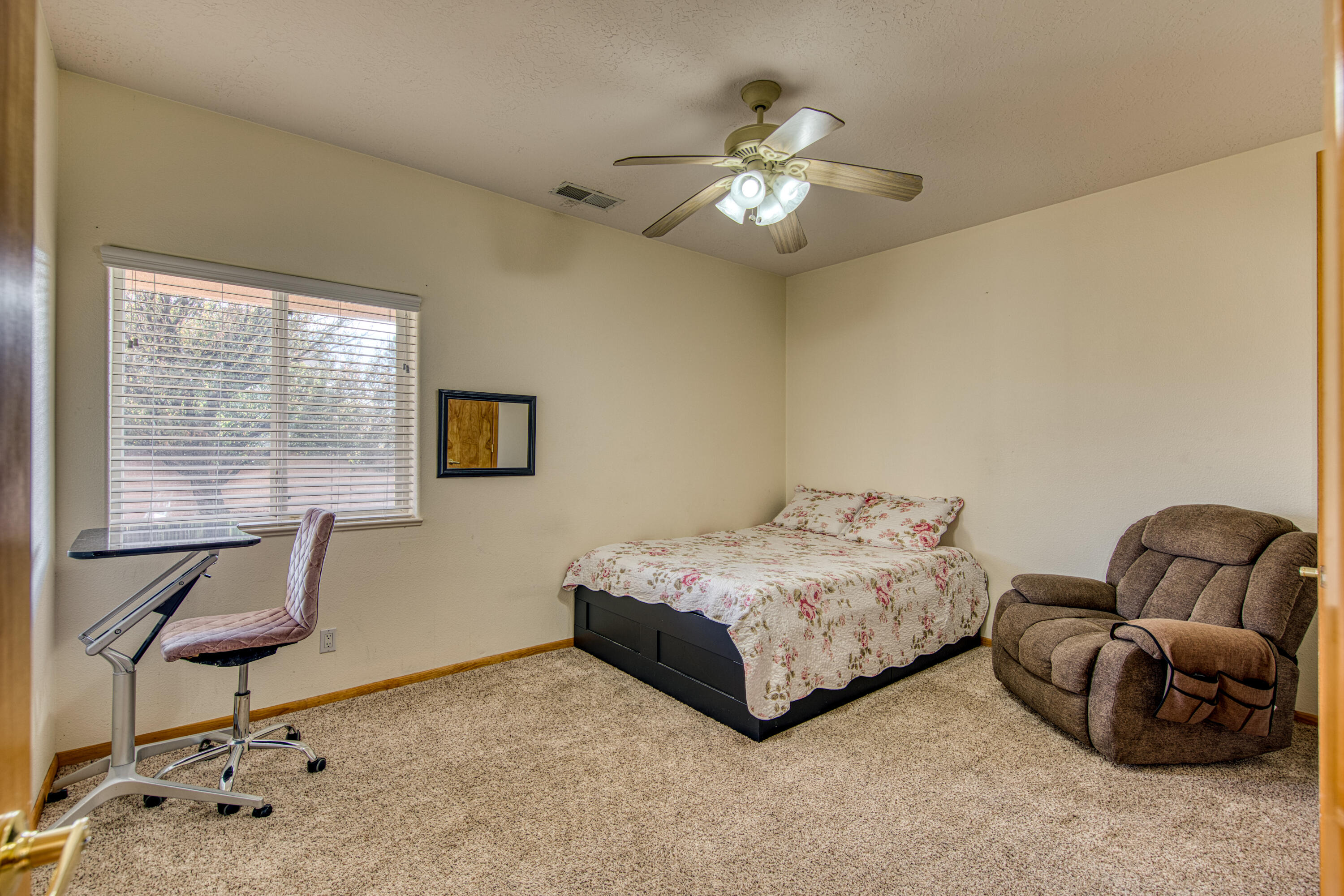 6732 Mariposa Place NW