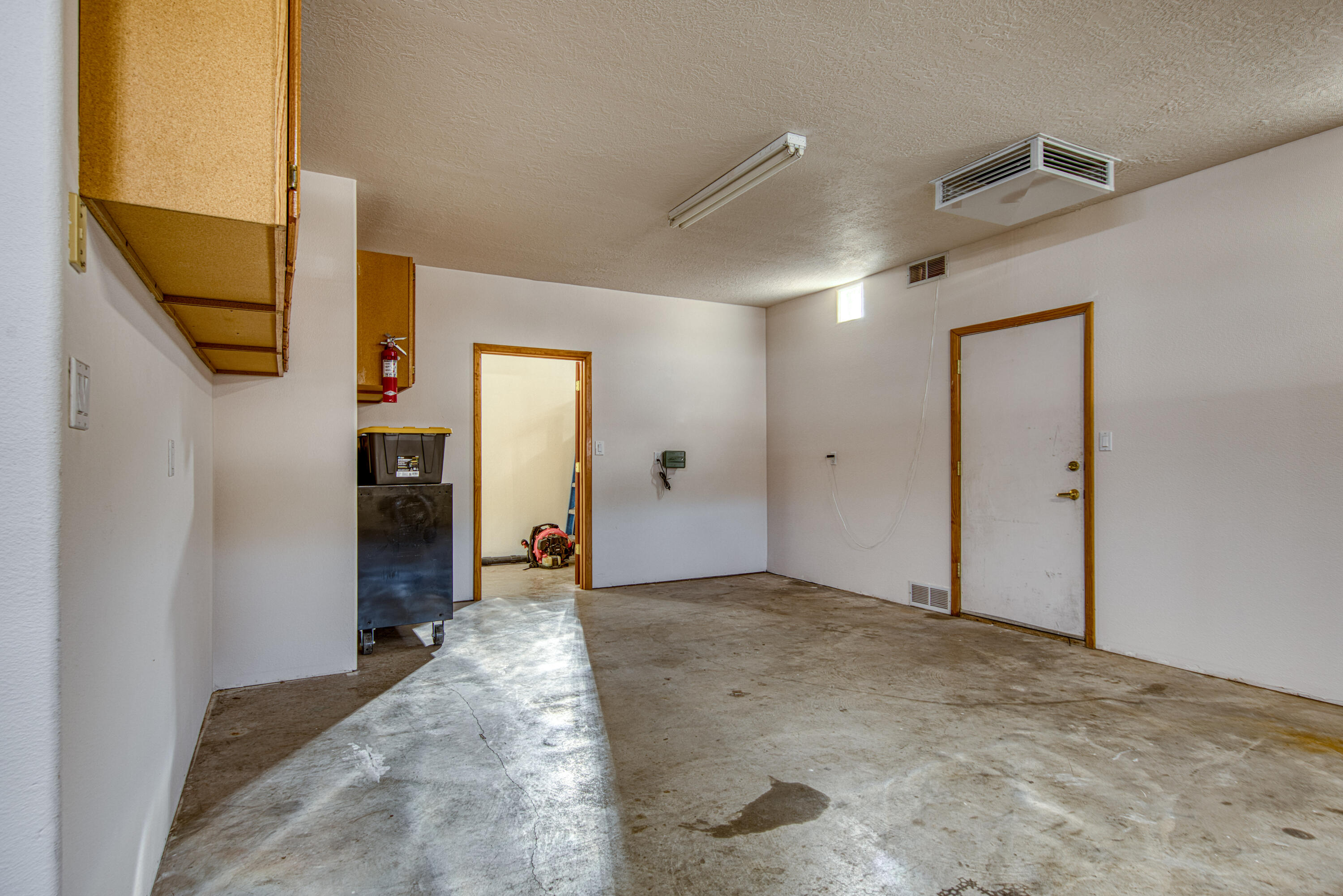 6732 Mariposa Place NW