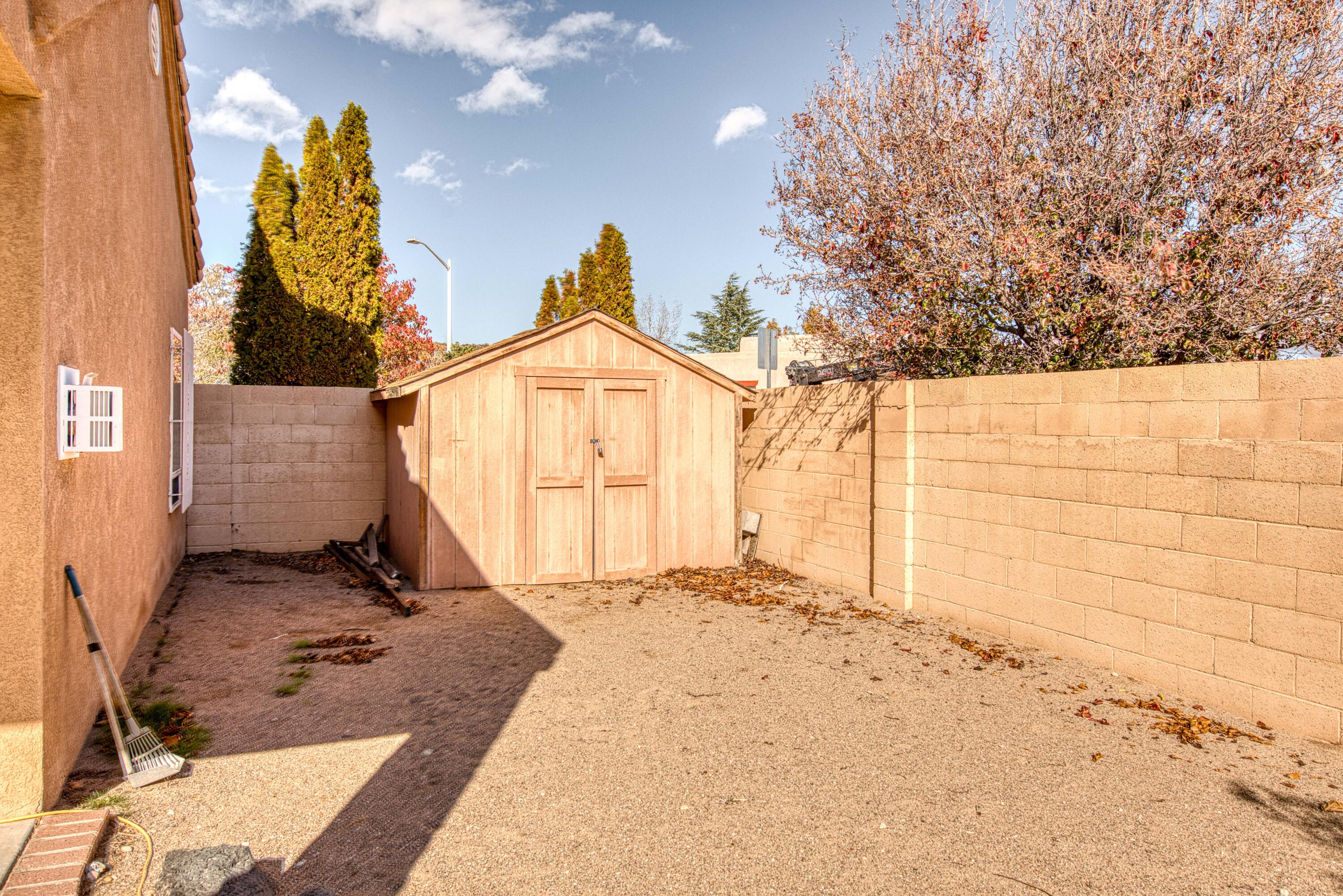 6732 Mariposa Place NW